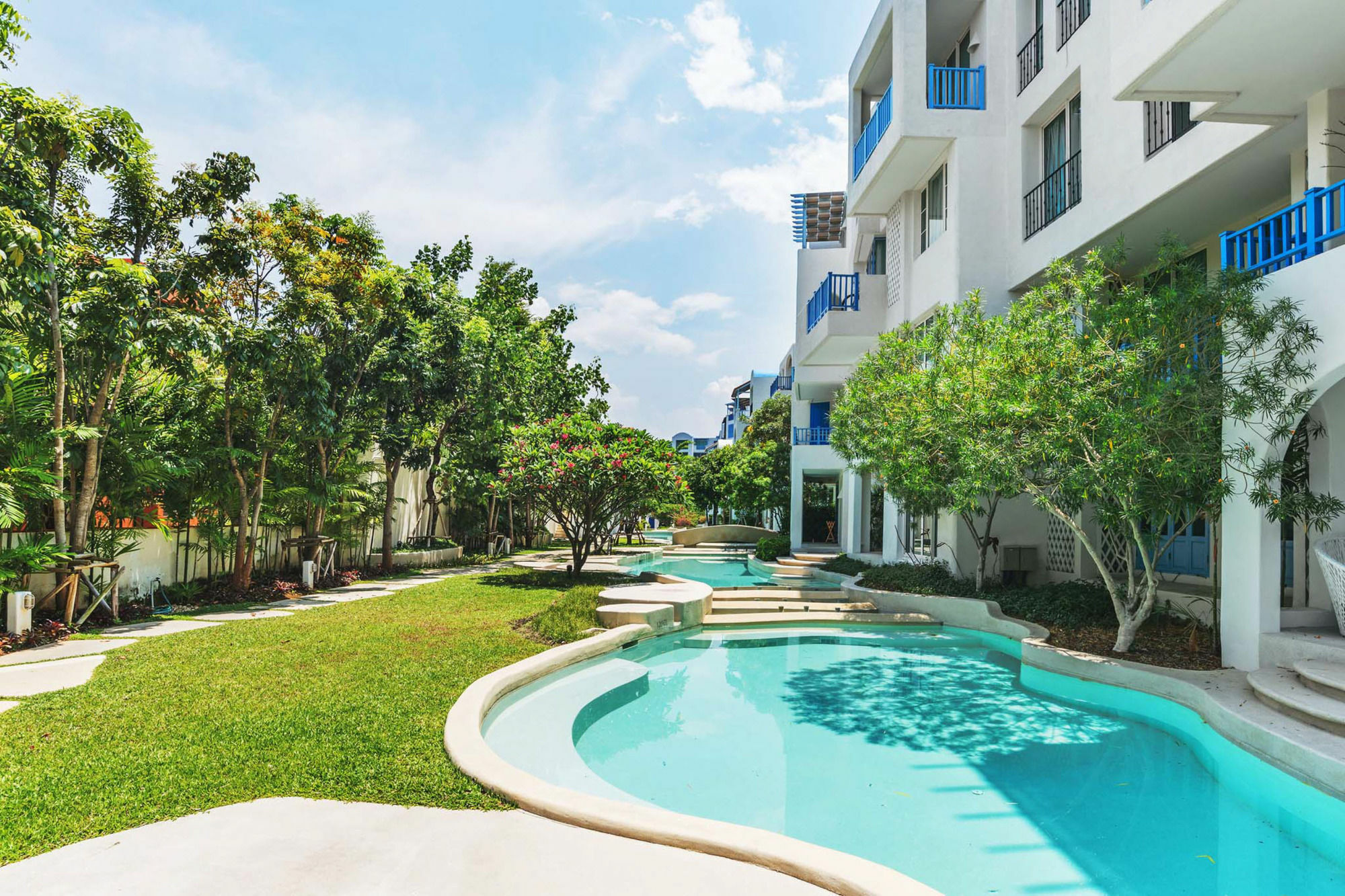 Hotel Chelona By Favstay Hua Hin