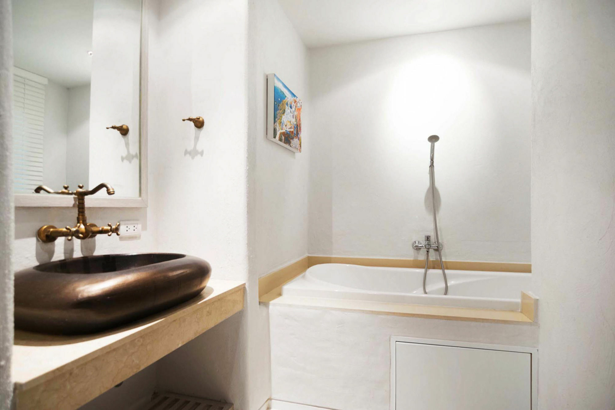 Hotel Chelona By Favstay Hua Hin