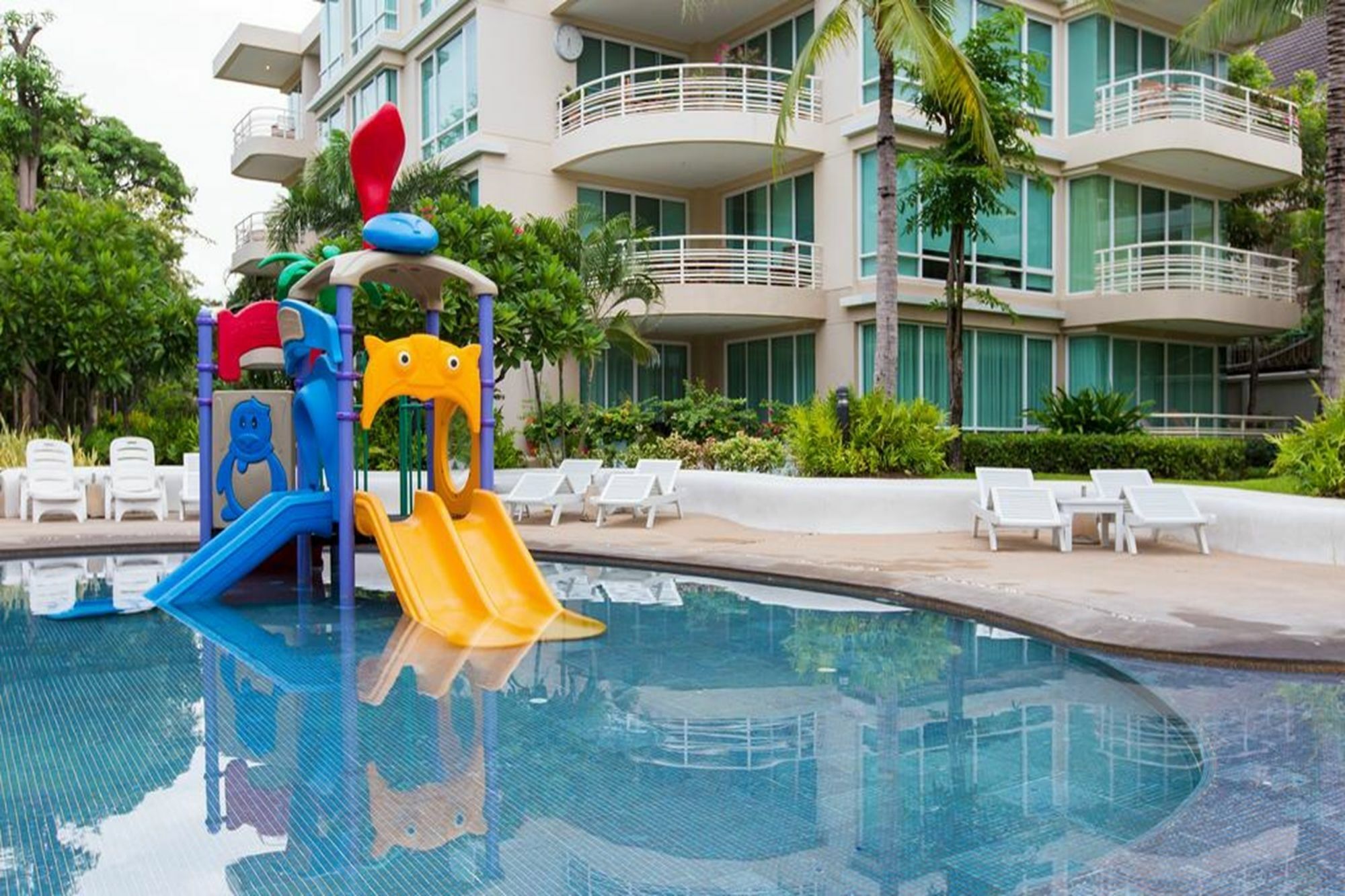 Baan San Ploen By Renvio Hotel 3*
