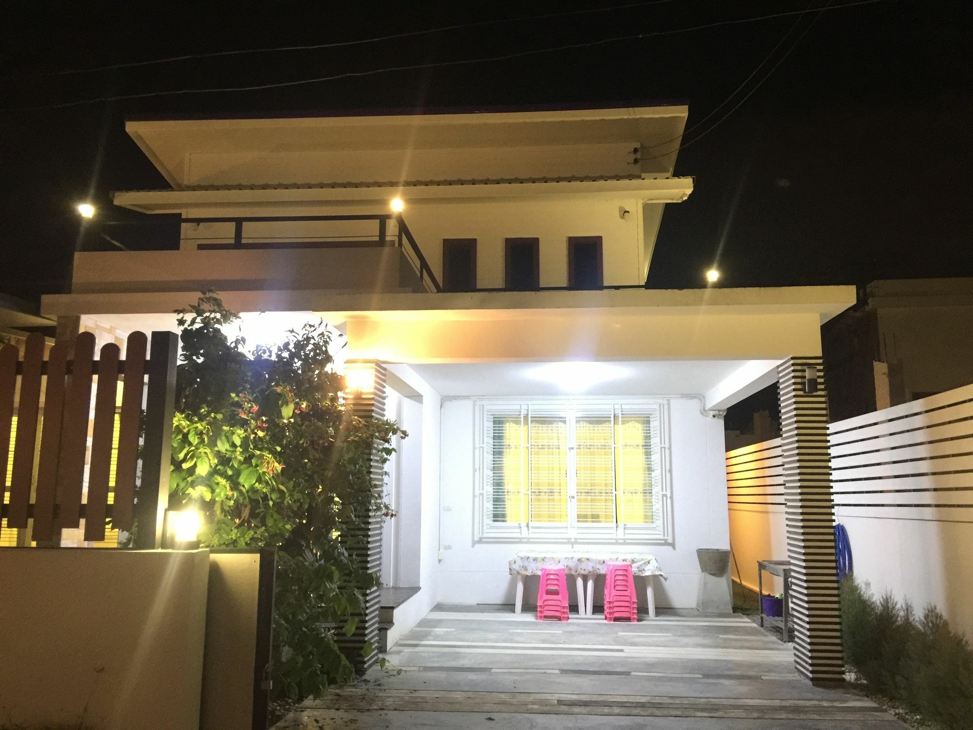 Numsai Pool Villa *