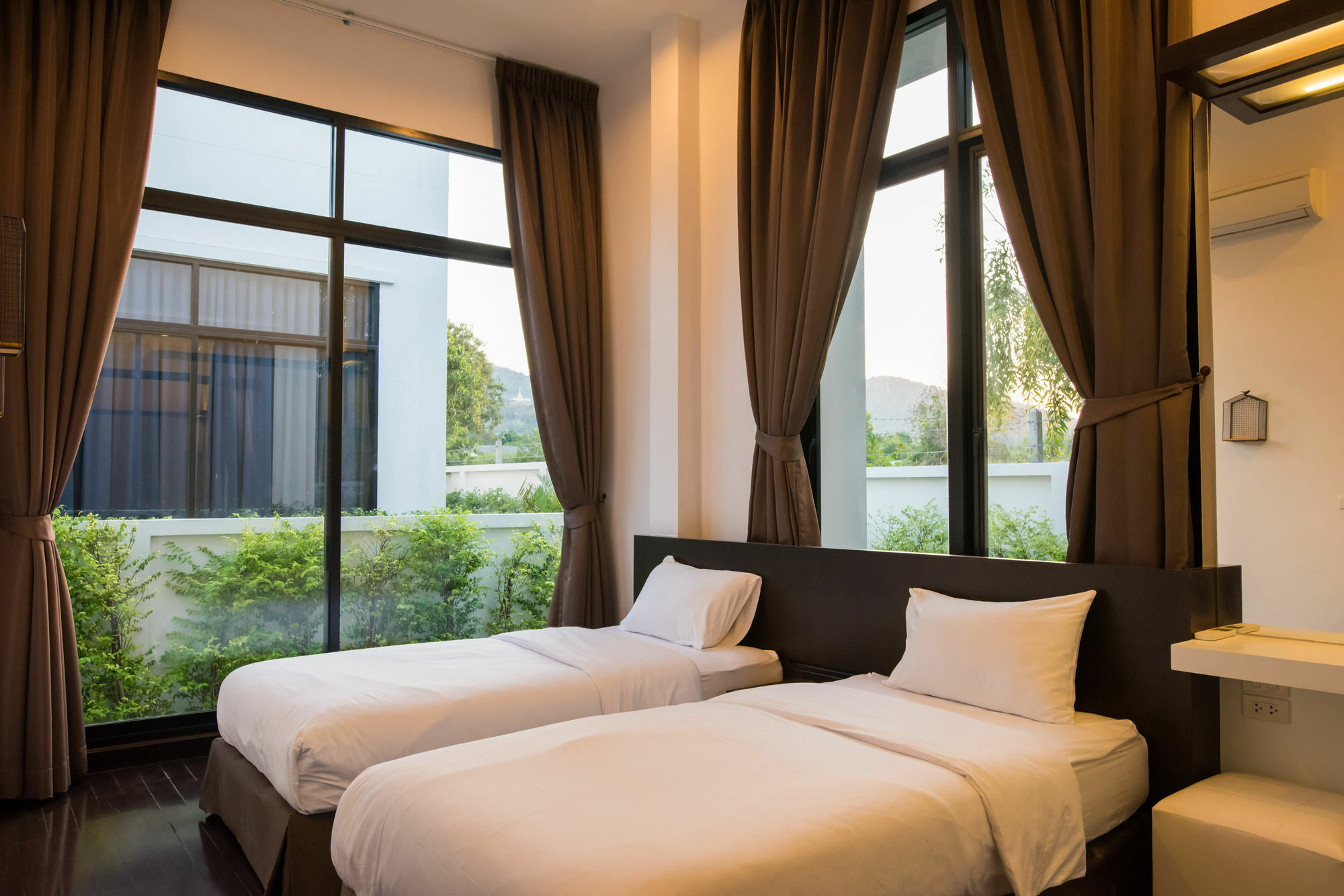 We By Sirin Pool Holiday home