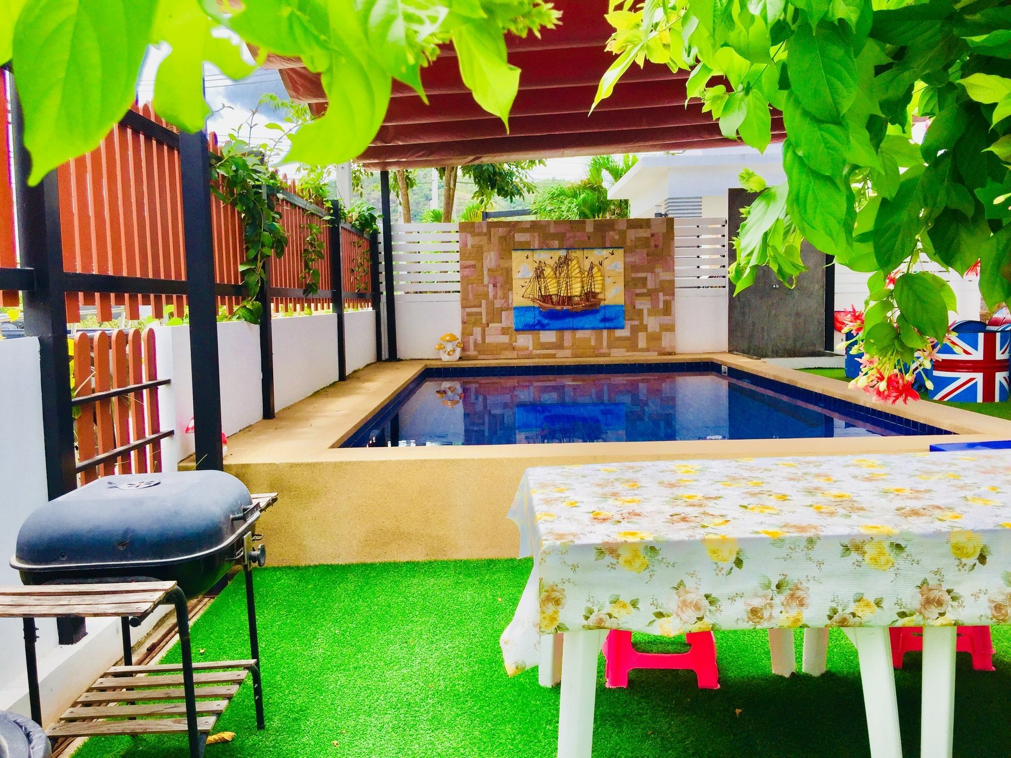 Numsai Pool *