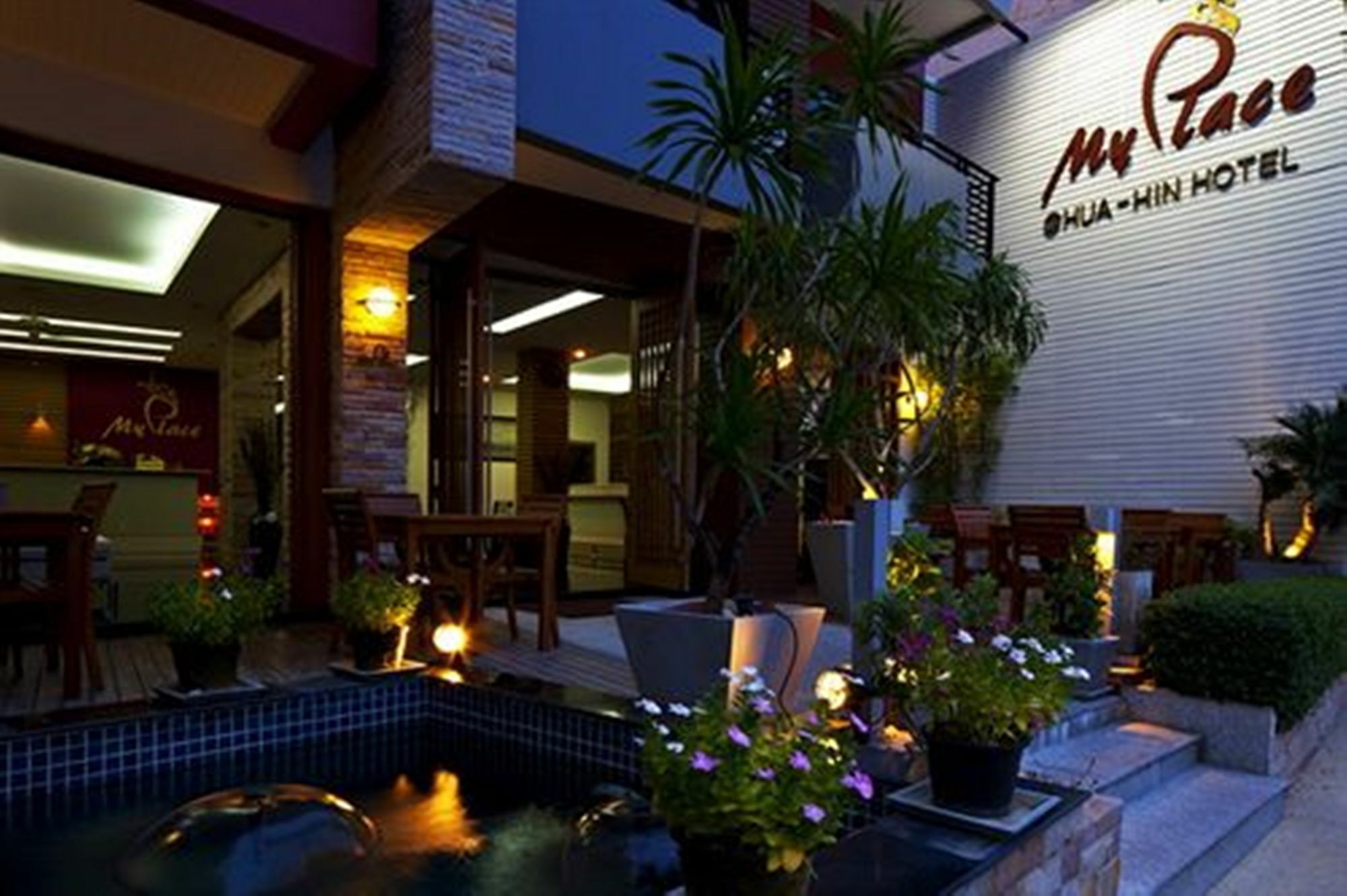 My Place @ Hotel 2*