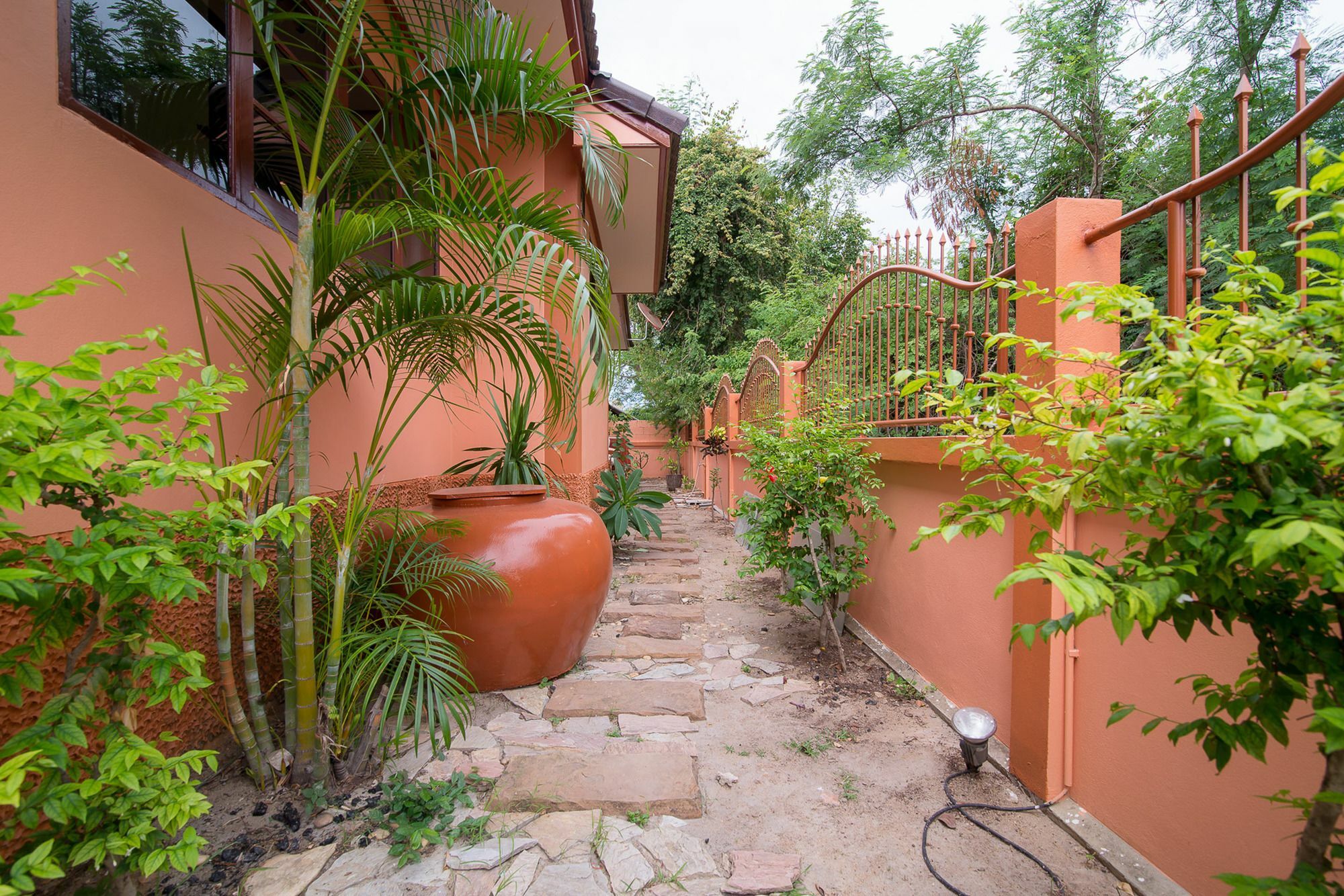 Villa Baan Ma Maung Pool