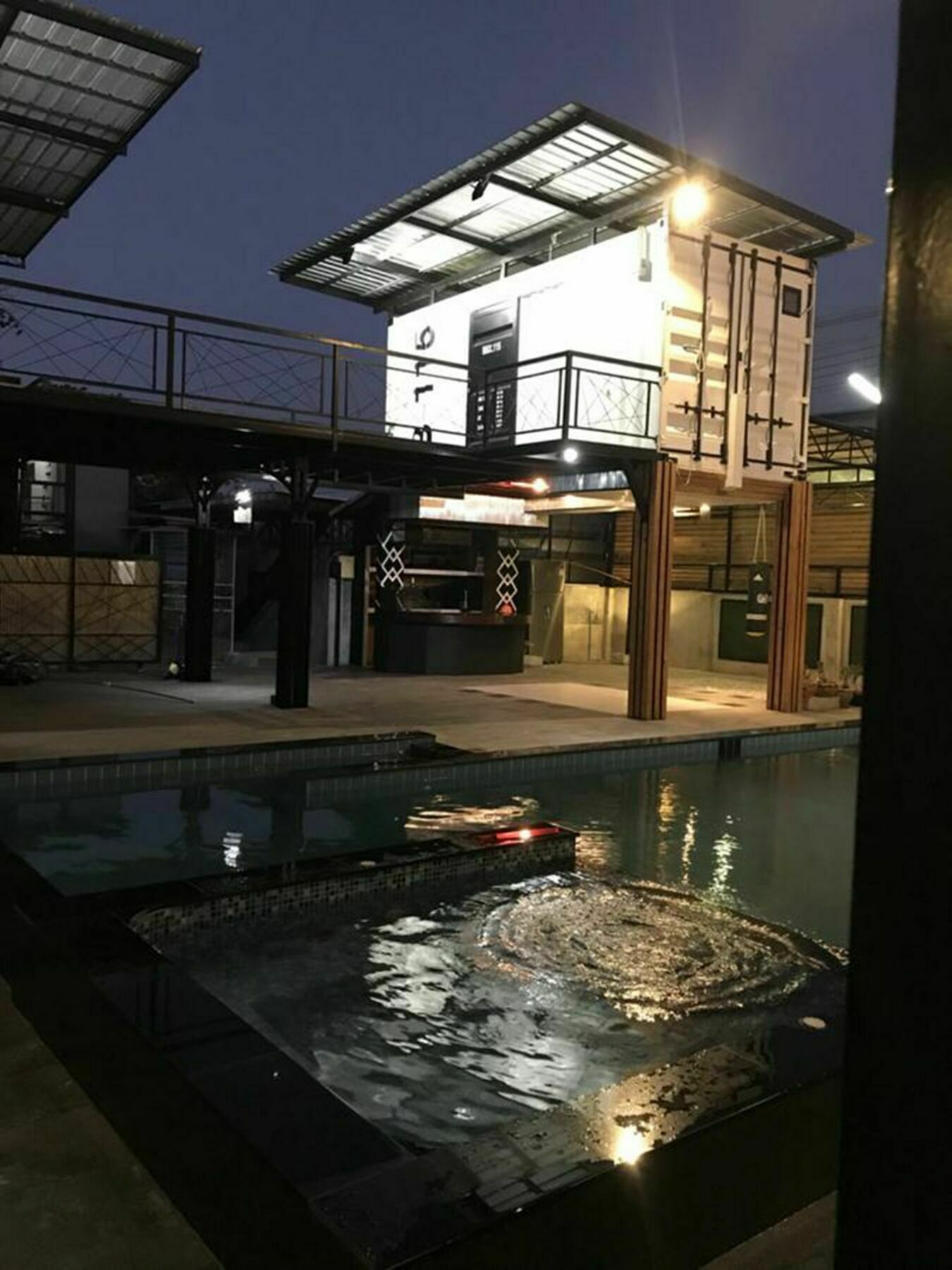 Box Hua Hin
