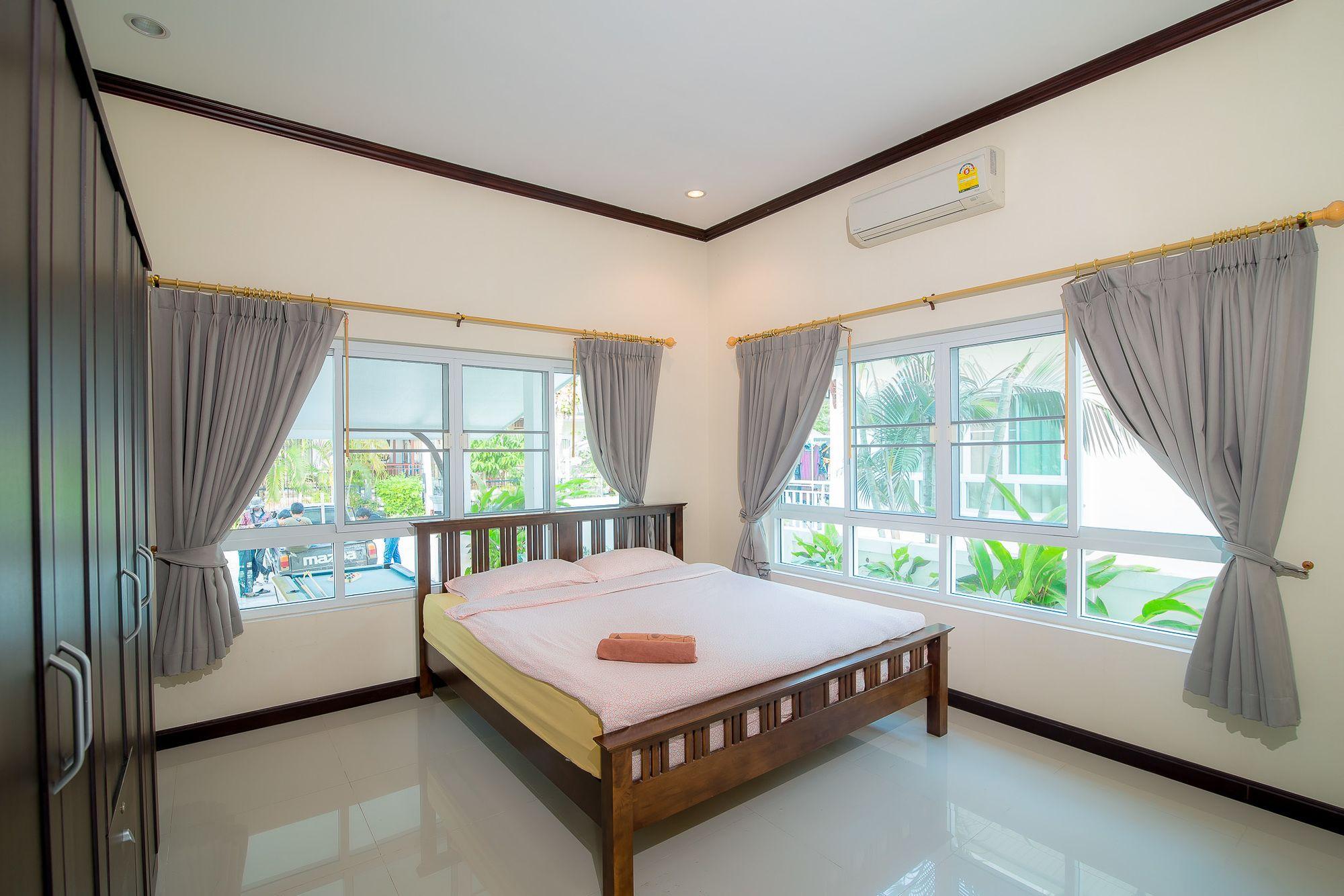 Baan Ozone Pool *