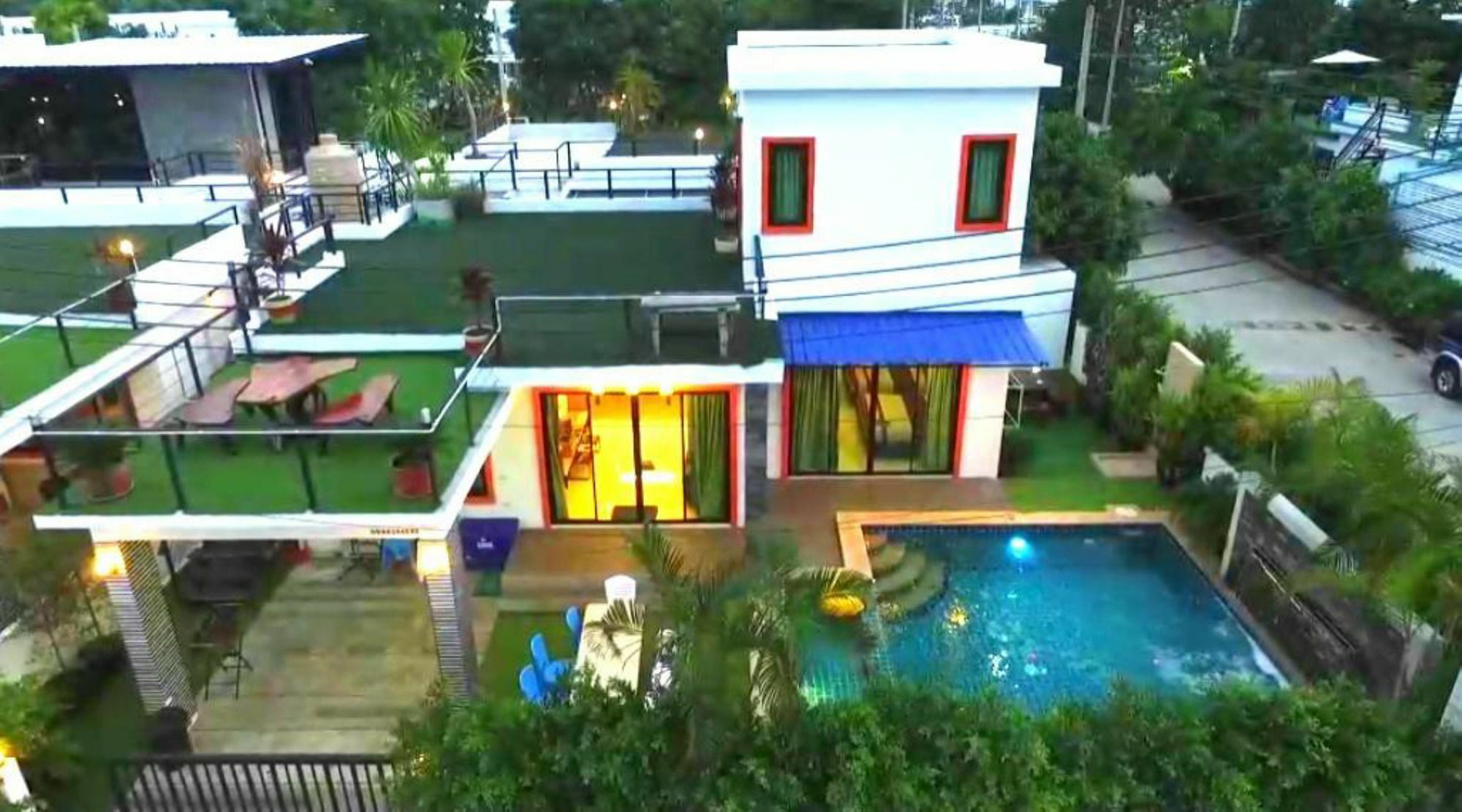 Panbuddee Pool