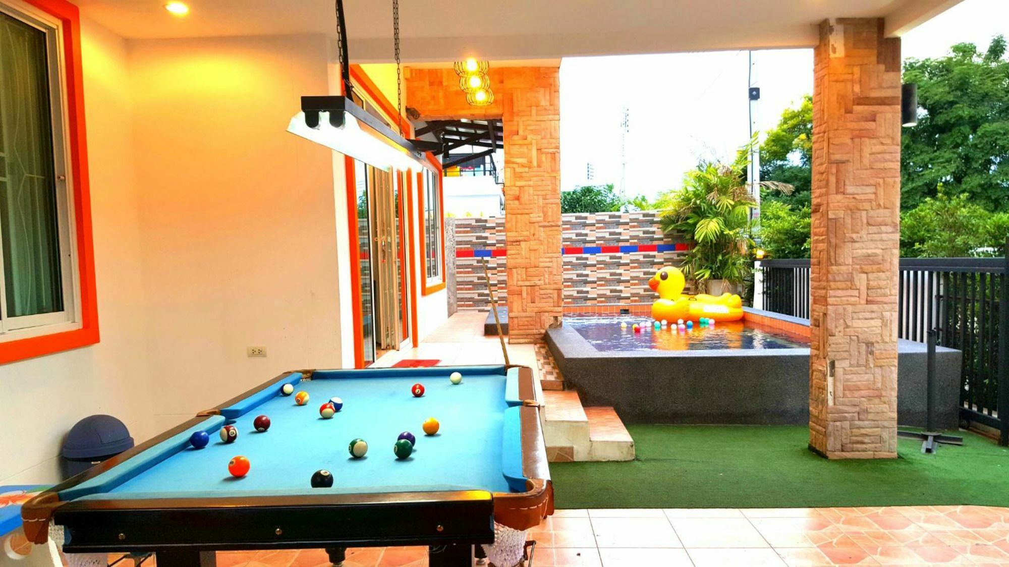 Panbuddee Pool