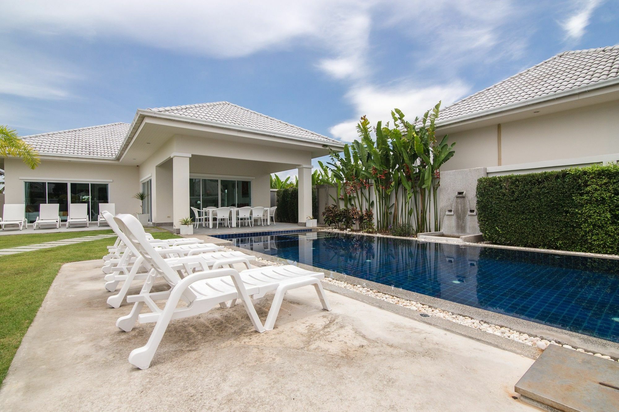 Private 4 Bedroom Pool L28 Villa *