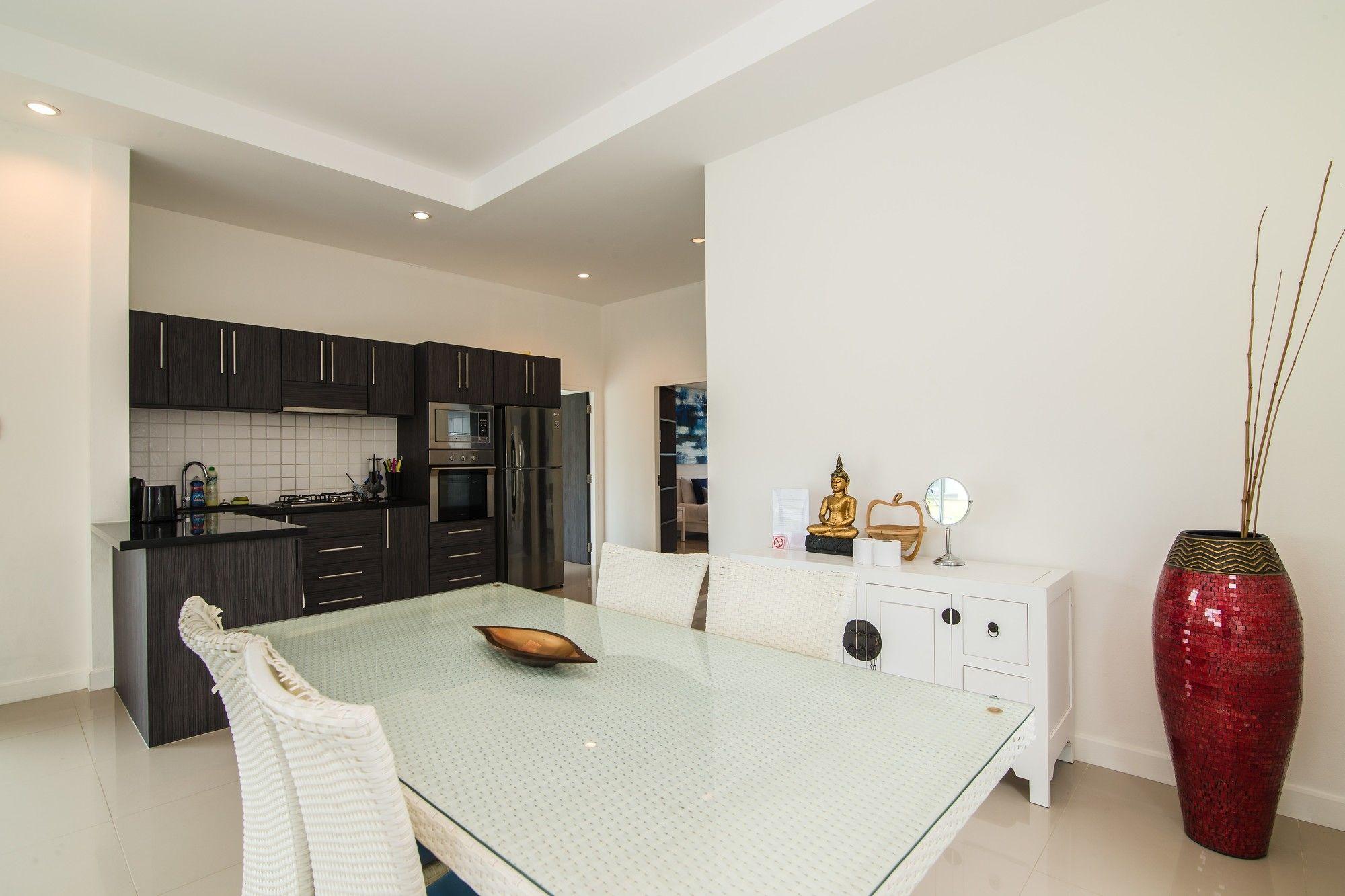 Villa Private 4 Bedroom Pool L28