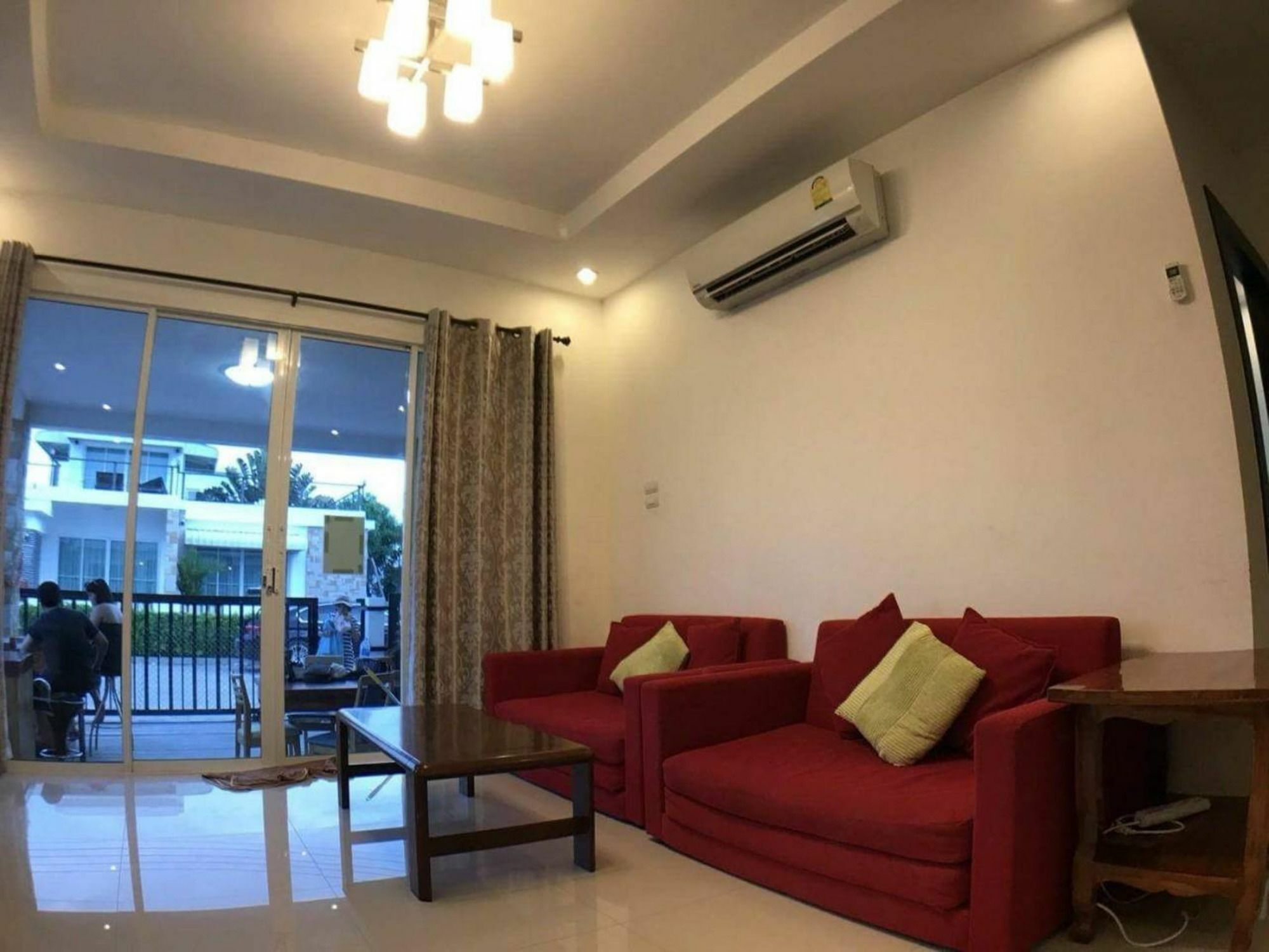 Sukanda Pool Villa *