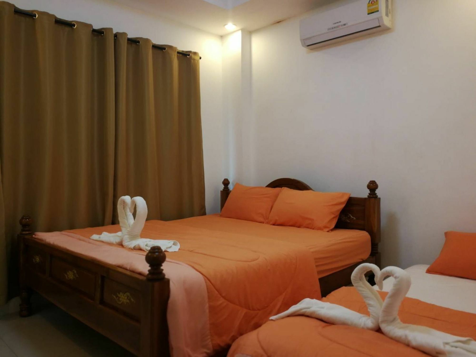 Sukanda Pool Hua Hin