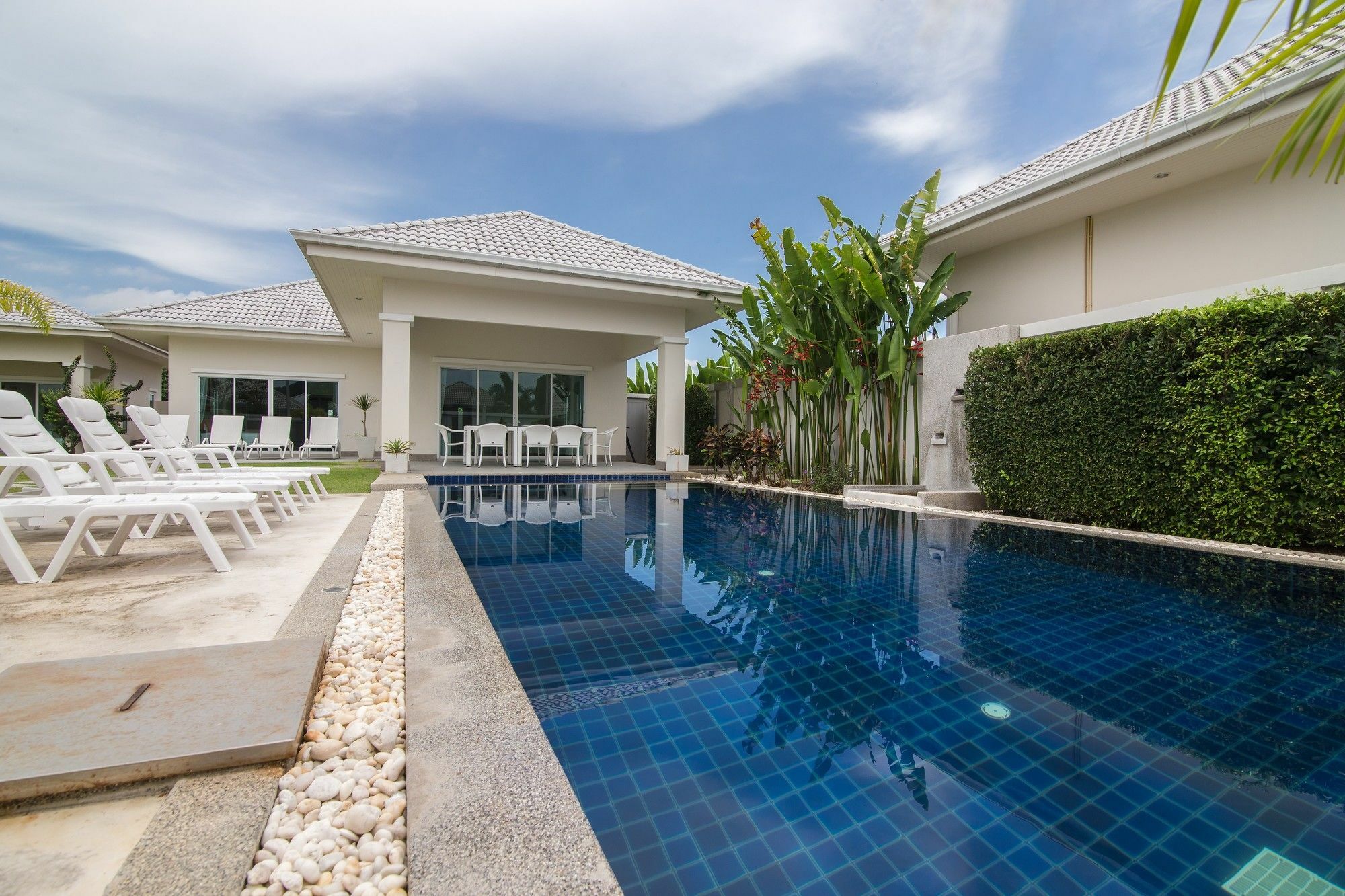 Private 4 Bedroom Pool L28 Villa