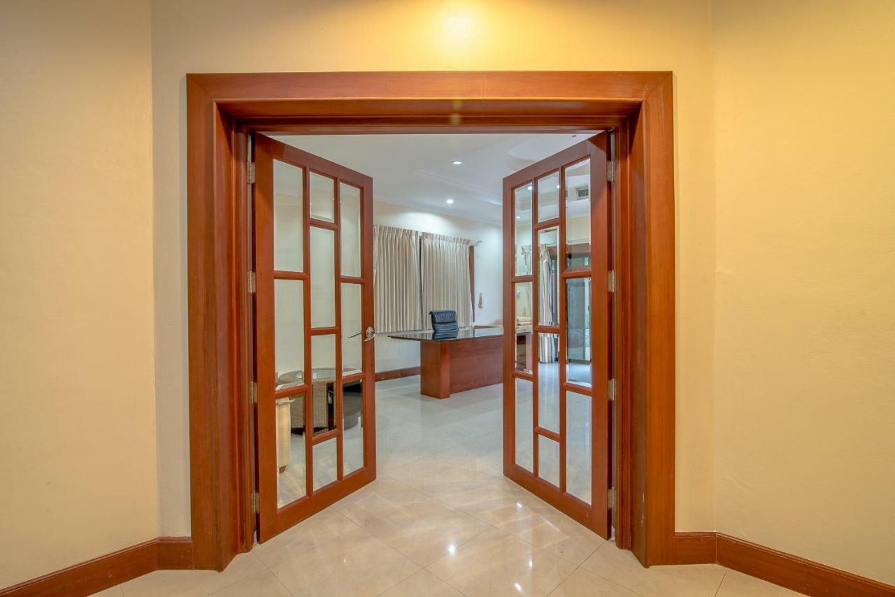 ปาล์ม ปาร์ตี้ พูลวิลล่า Palm Party Hua-hin Pool * Hua Hin