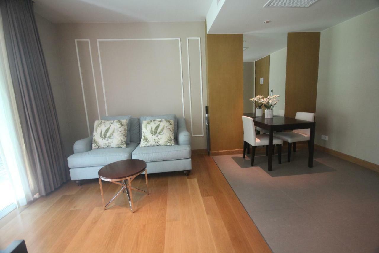 Nithiwat Amri Apartment