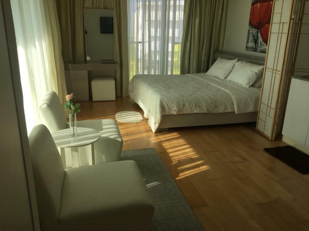 Beach Rocco Condominium * Hua Hin