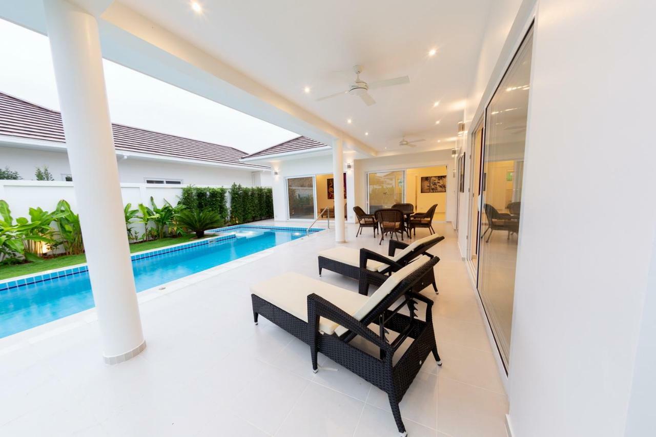 Cattleya Villa *