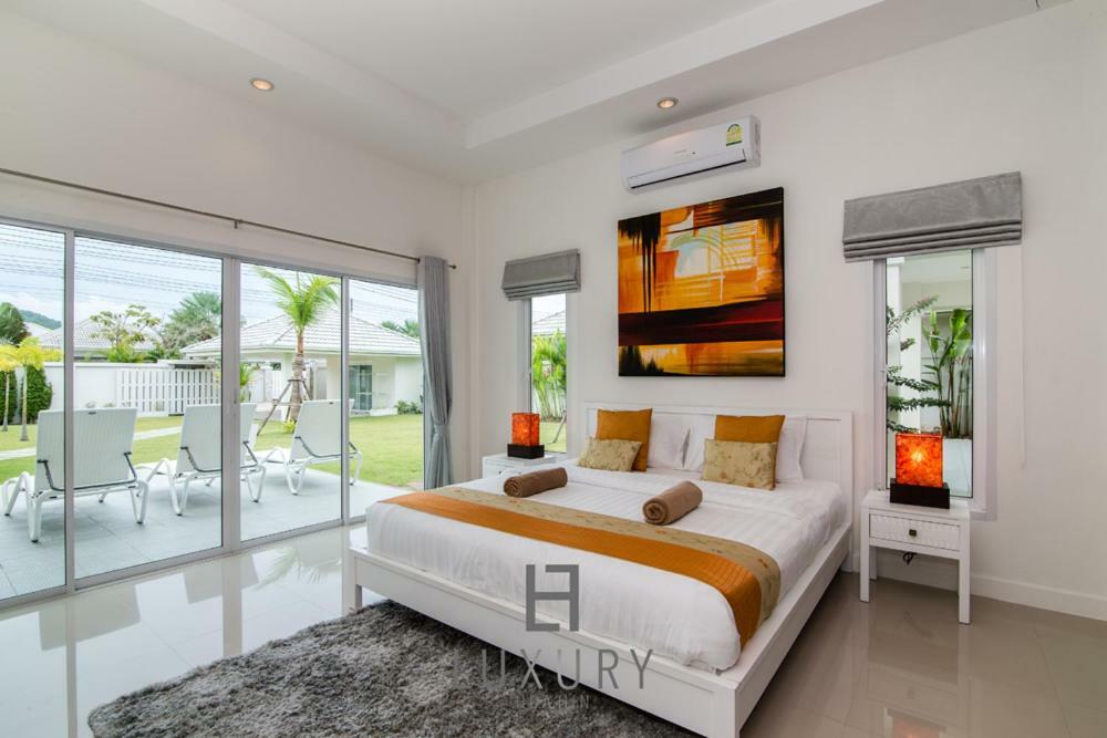 Villa Pool With 4 Bedrooms L50 Hua Hin