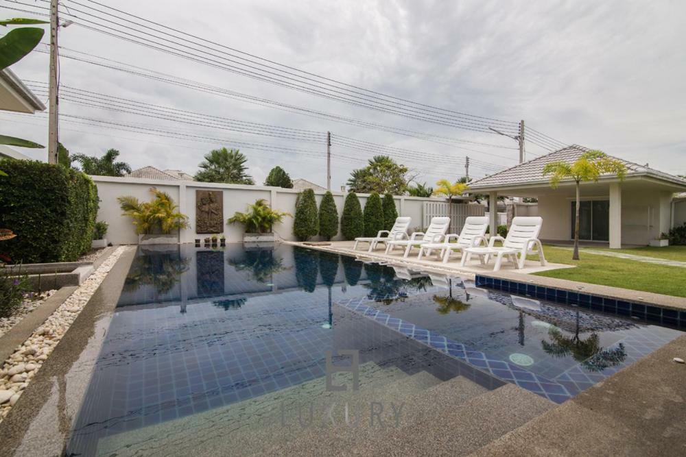 Pool With 4 Bedrooms L50 Hua Hin