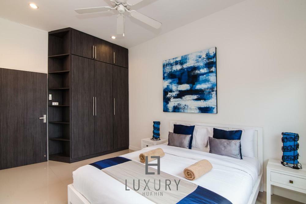 Pool With 4 Bedrooms L50 Villa Hua Hin