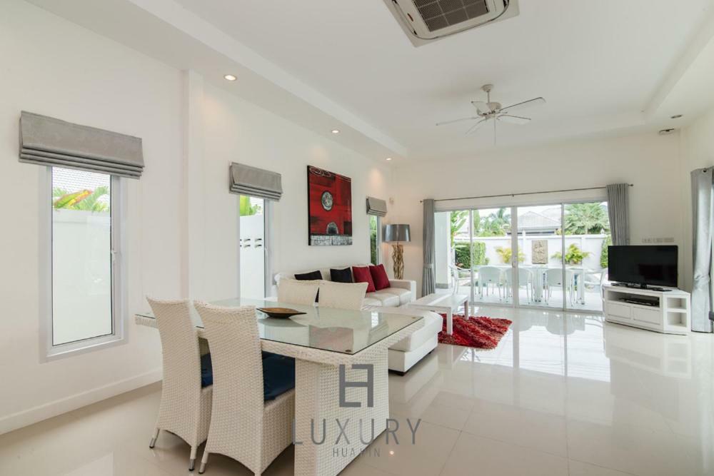 Pool With 4 Bedrooms L50 Hua Hin
