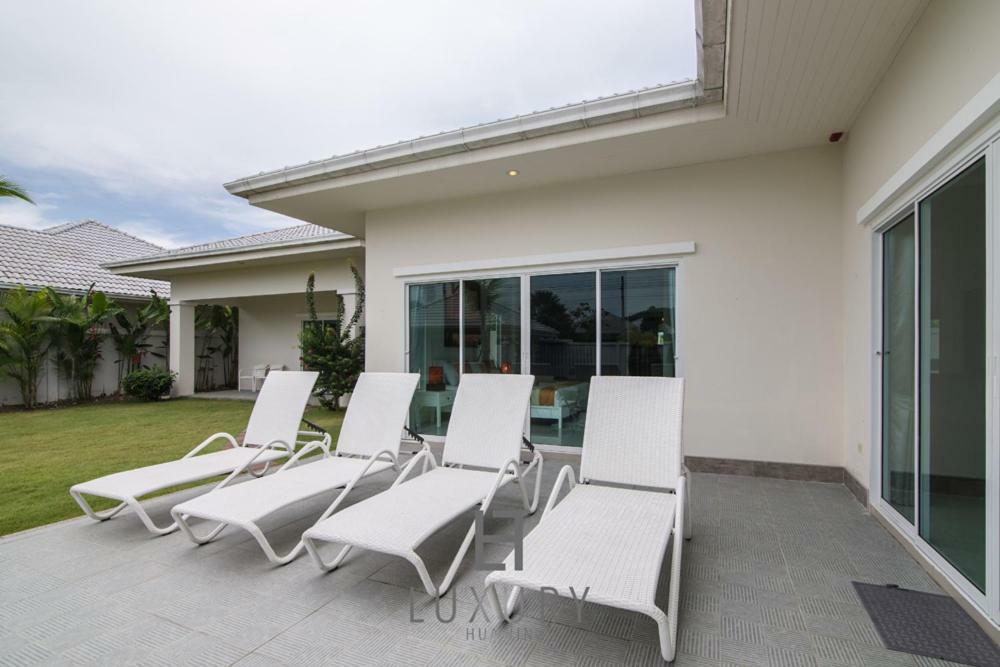 Pool With 4 Bedrooms L50 Hua Hin