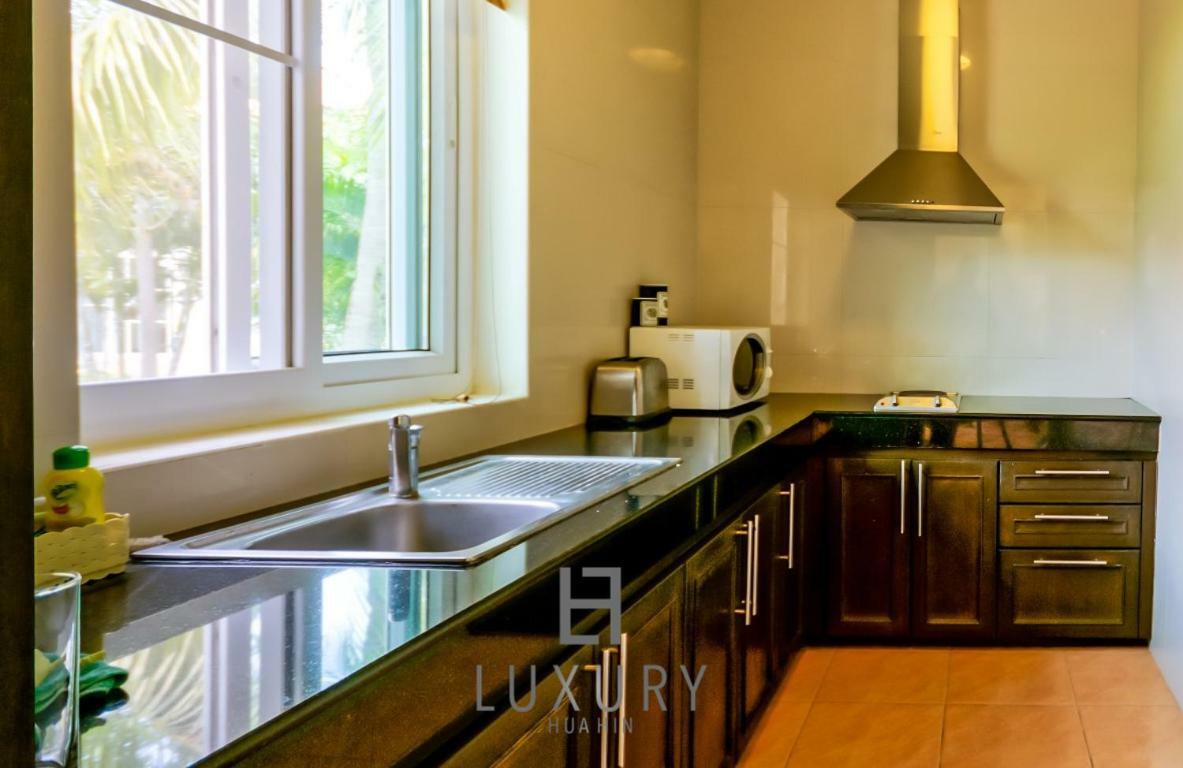 2 Bedroom Private Pool B100