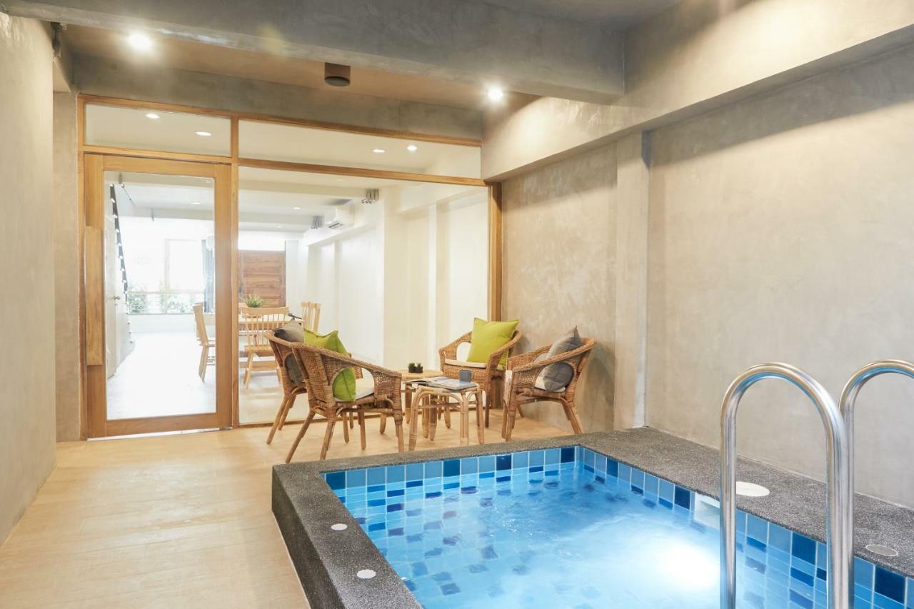 Vann House Holiday home
