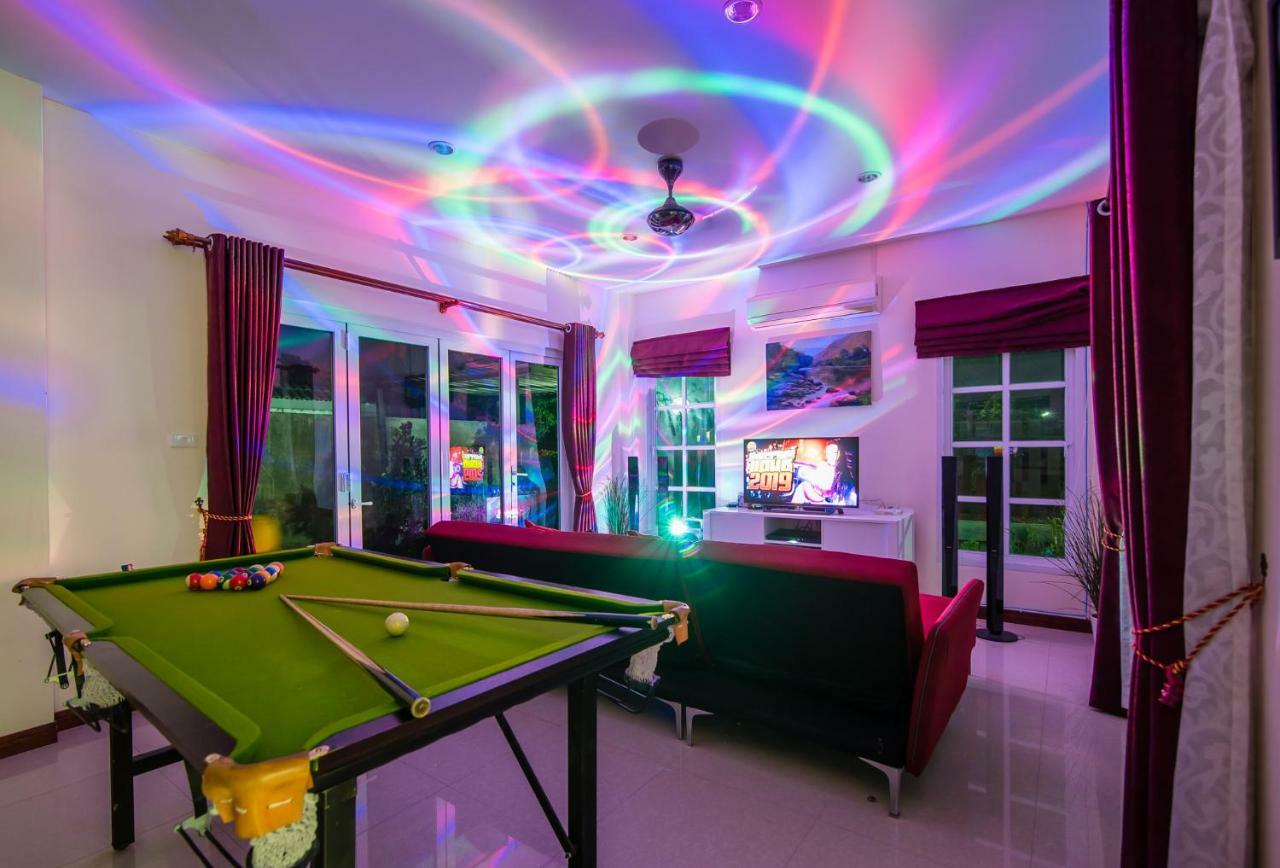 Peach Pool Holiday home Hua Hin