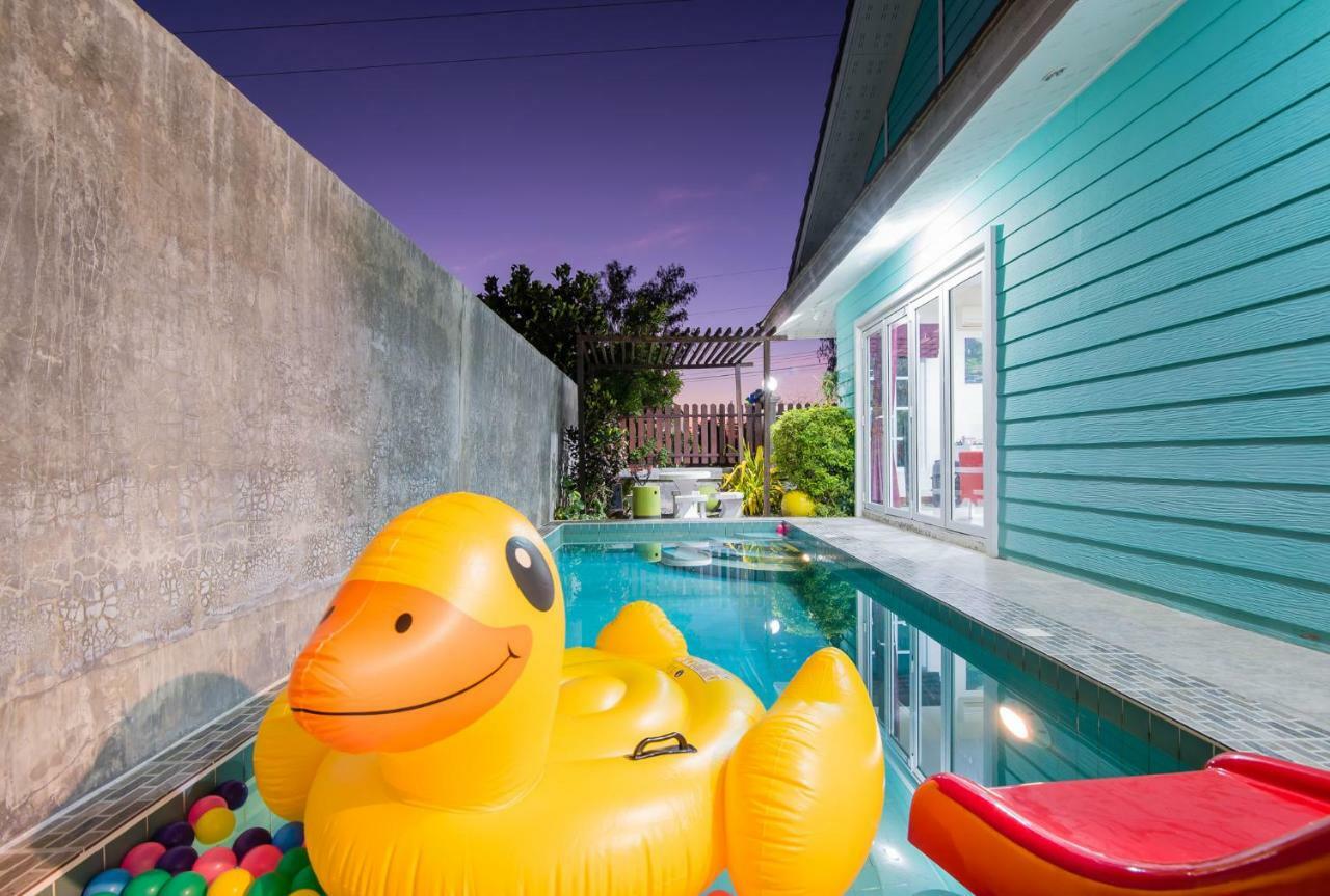 Holiday home Peach Pool *
