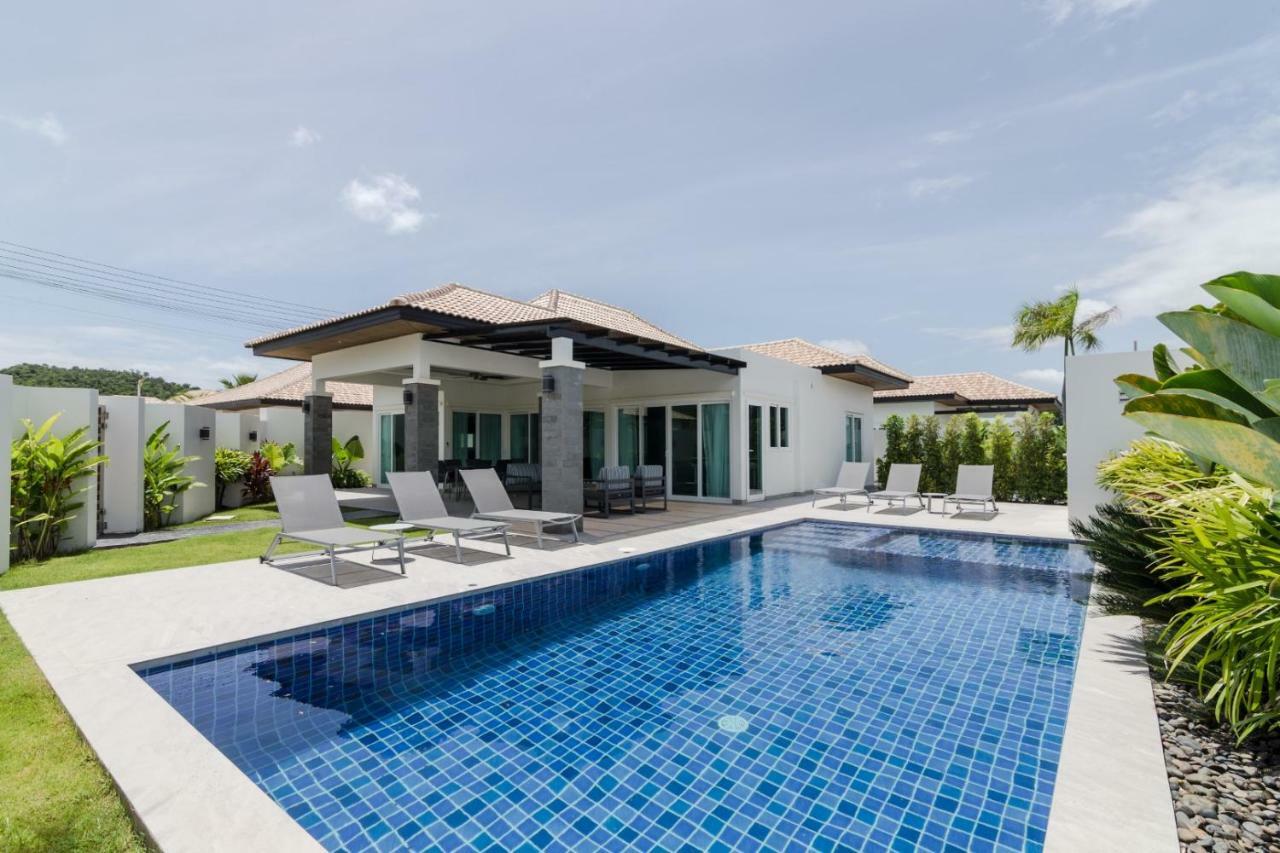 Stunning Private Pool Villa *