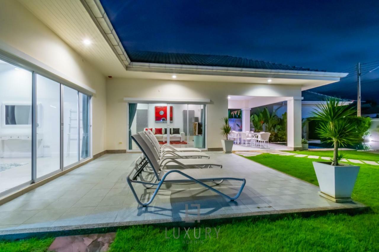 Pool With 4 Bedrooms L50 Villa Hua Hin