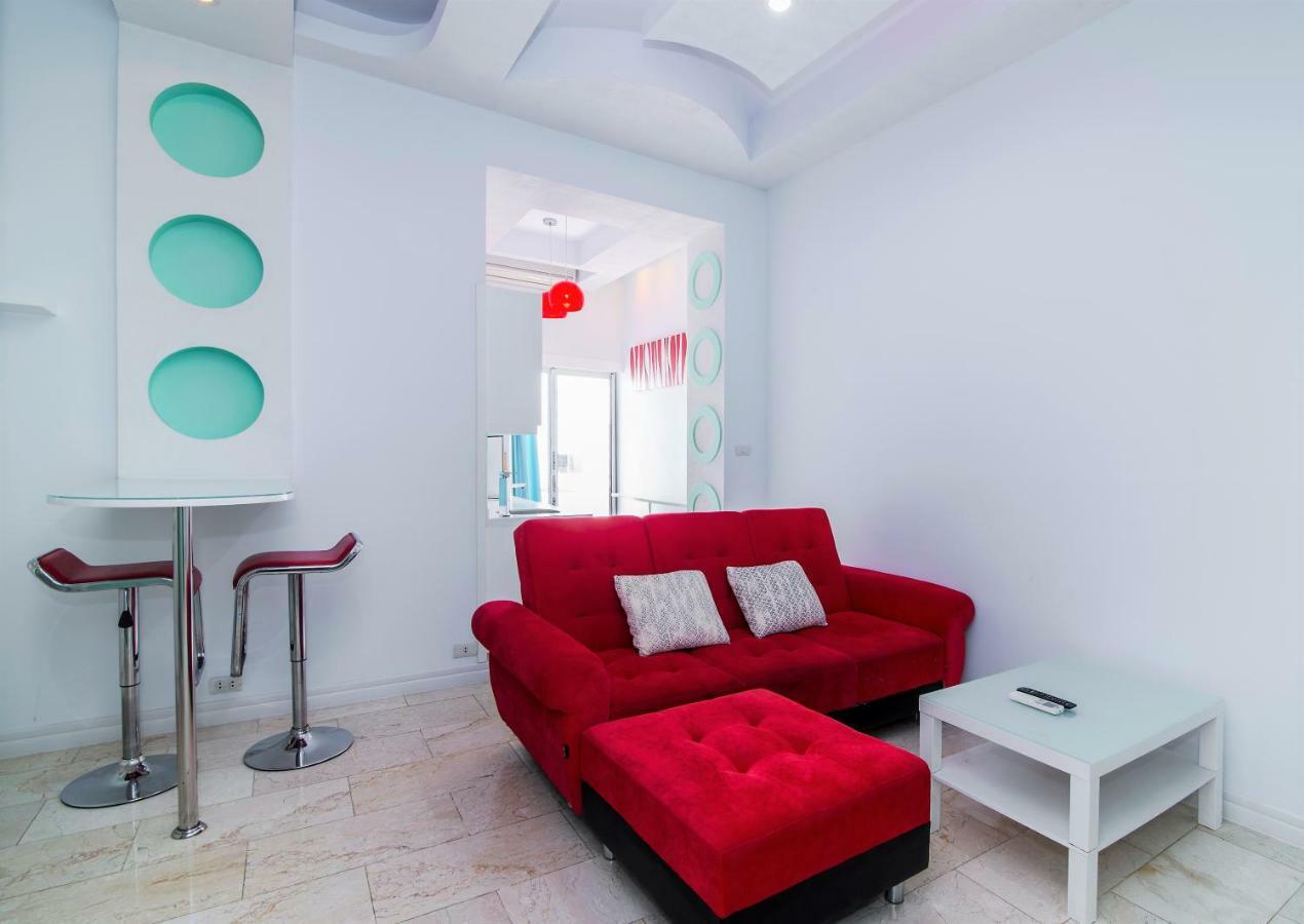 Soi 7 Apartment