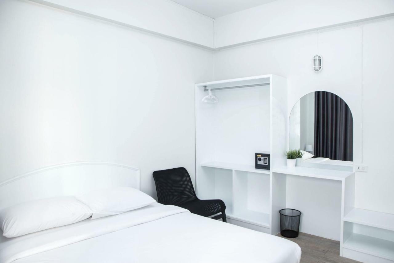 Crystal Hotel 3*