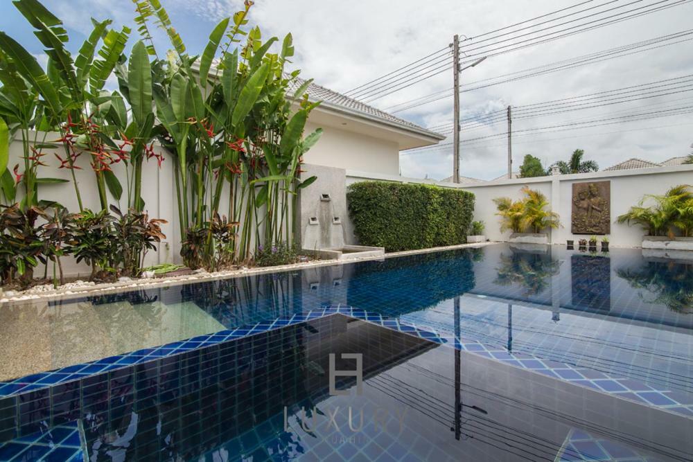 Pool With 4 Bedrooms L50 Hua Hin
