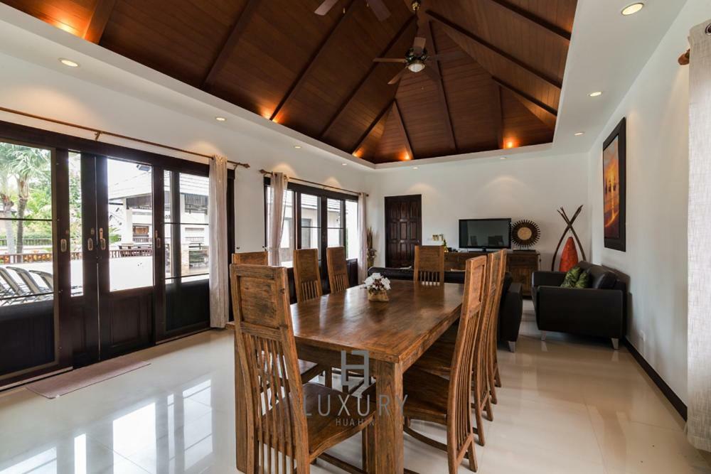 Villa 4 Bedroom Private Bali Style Hh6 Hua Hin