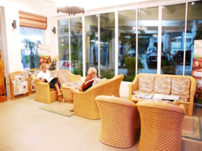 Tanawit & Hua Hin