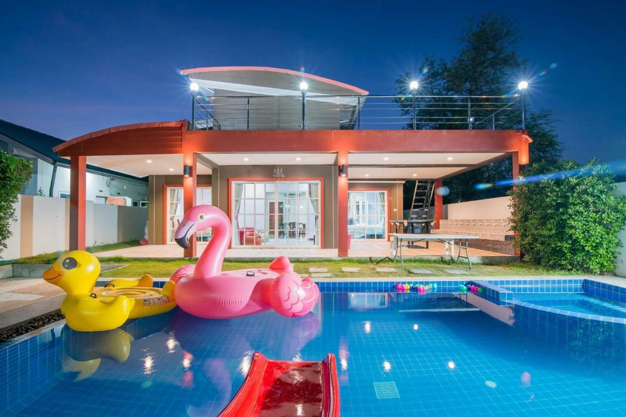 Villa Pitchayapa Pool Hua Hin