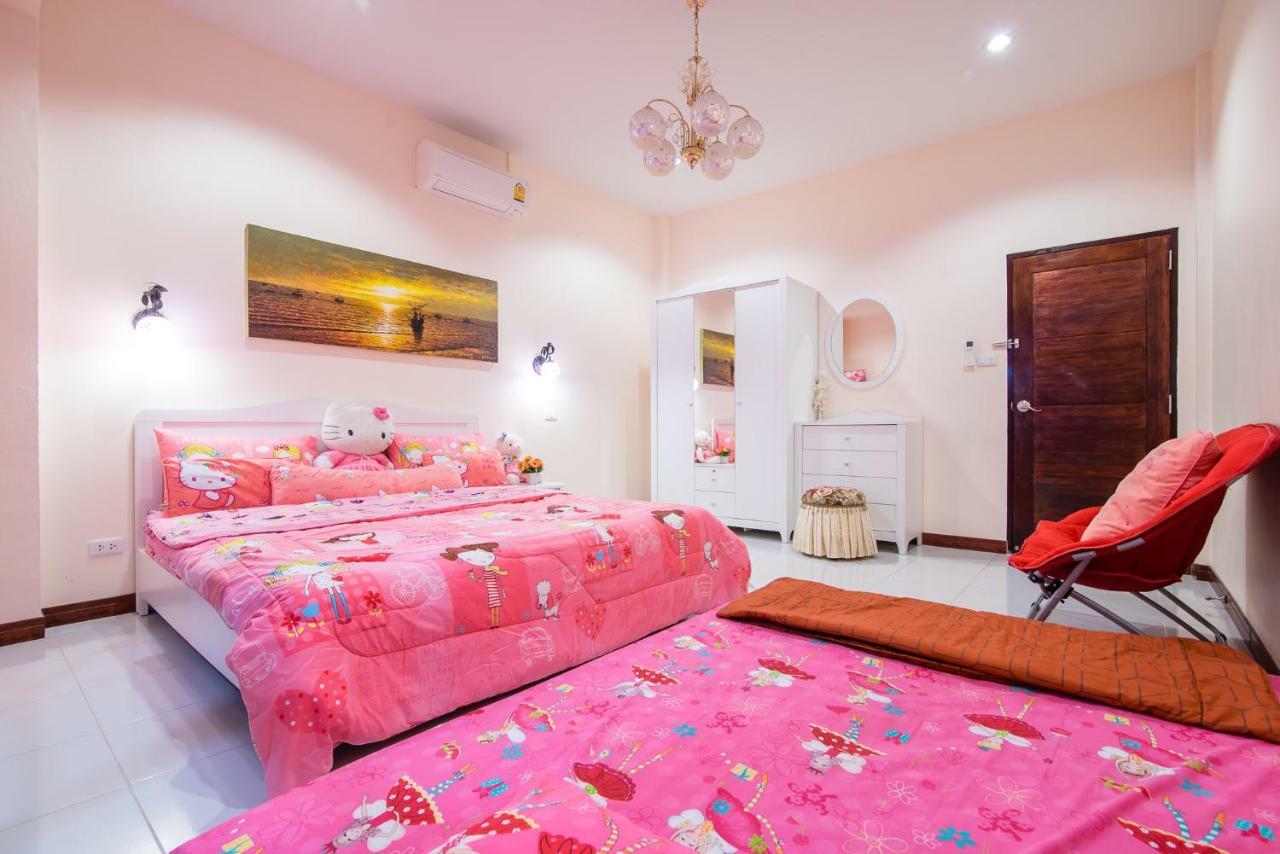 Holiday home Peach Pool *