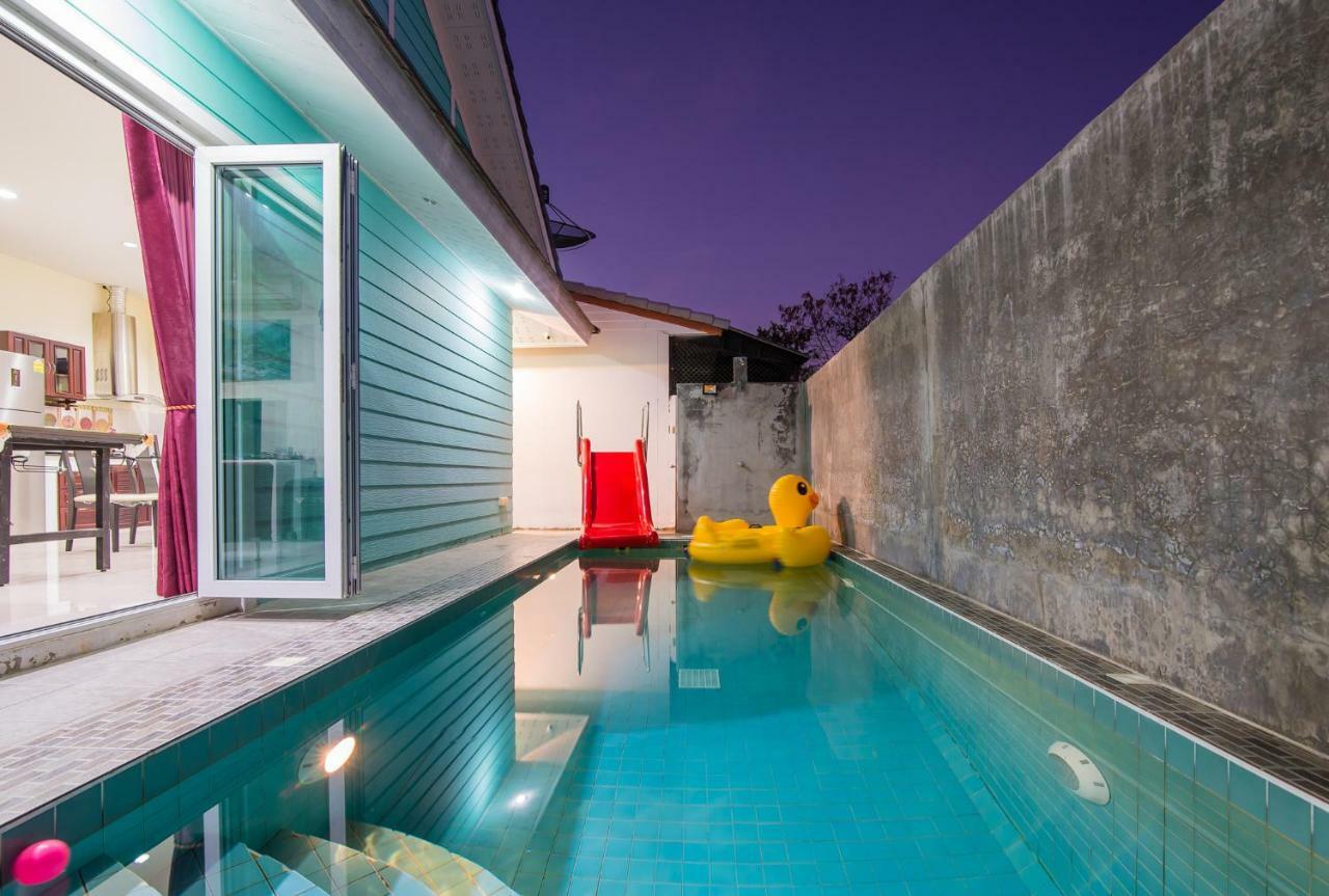 Peach Pool