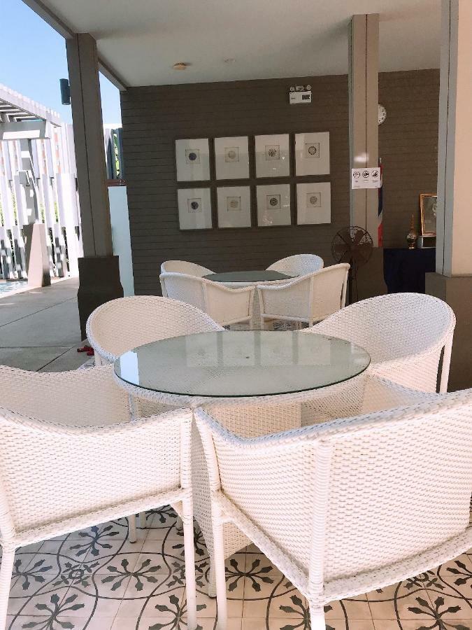 บ้านเพียงเพลิน Apartment *