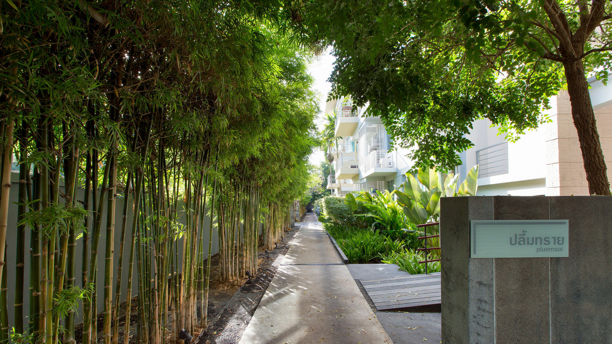 Căn hộ Baan Sanploen Beachfront Hua Hin