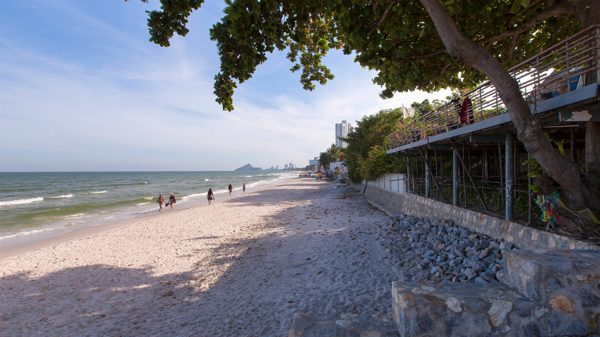 Baan Sanploen Beachfront Căn hộ Hua Hin