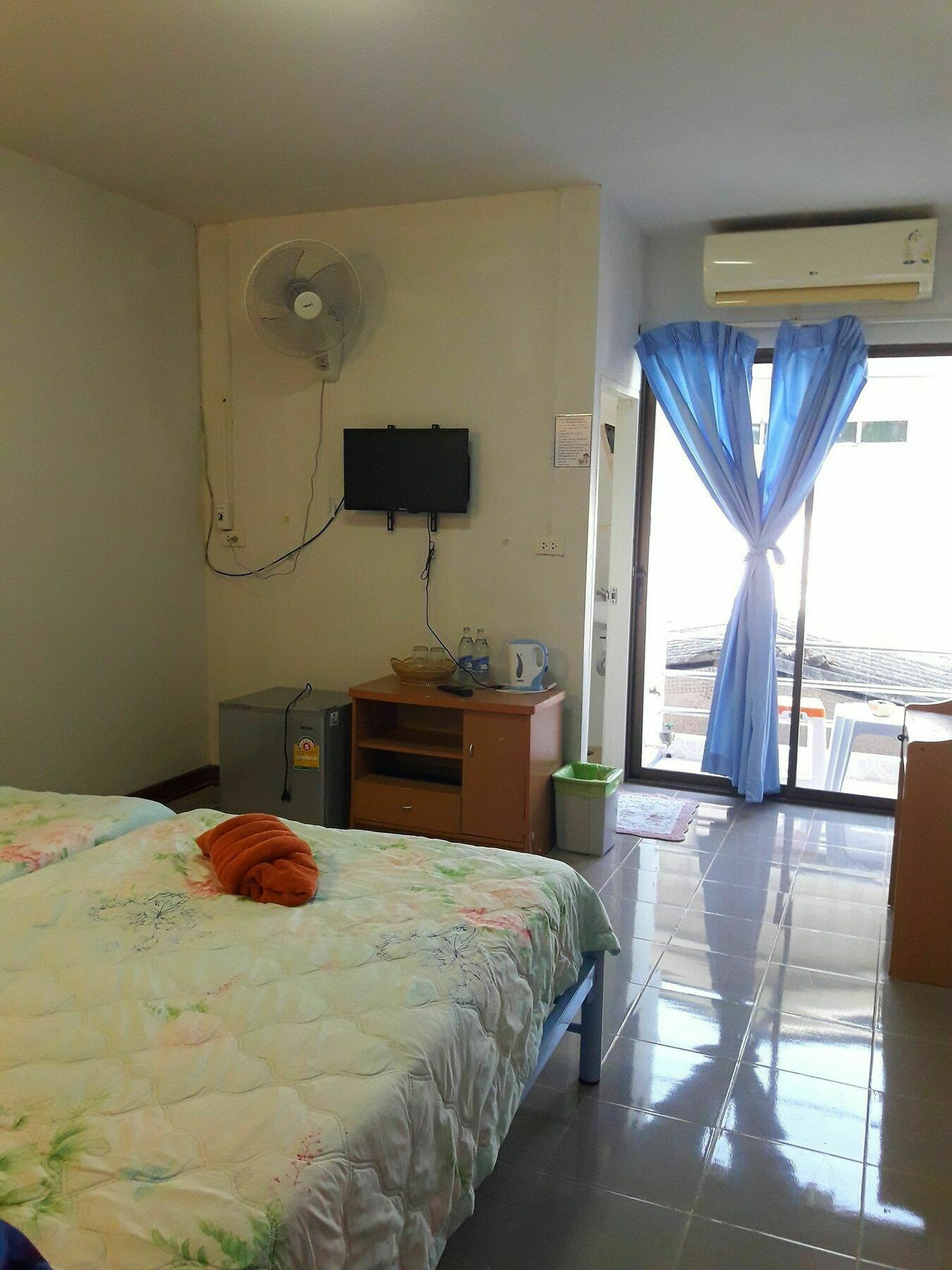 Jenny Guest house 2*
