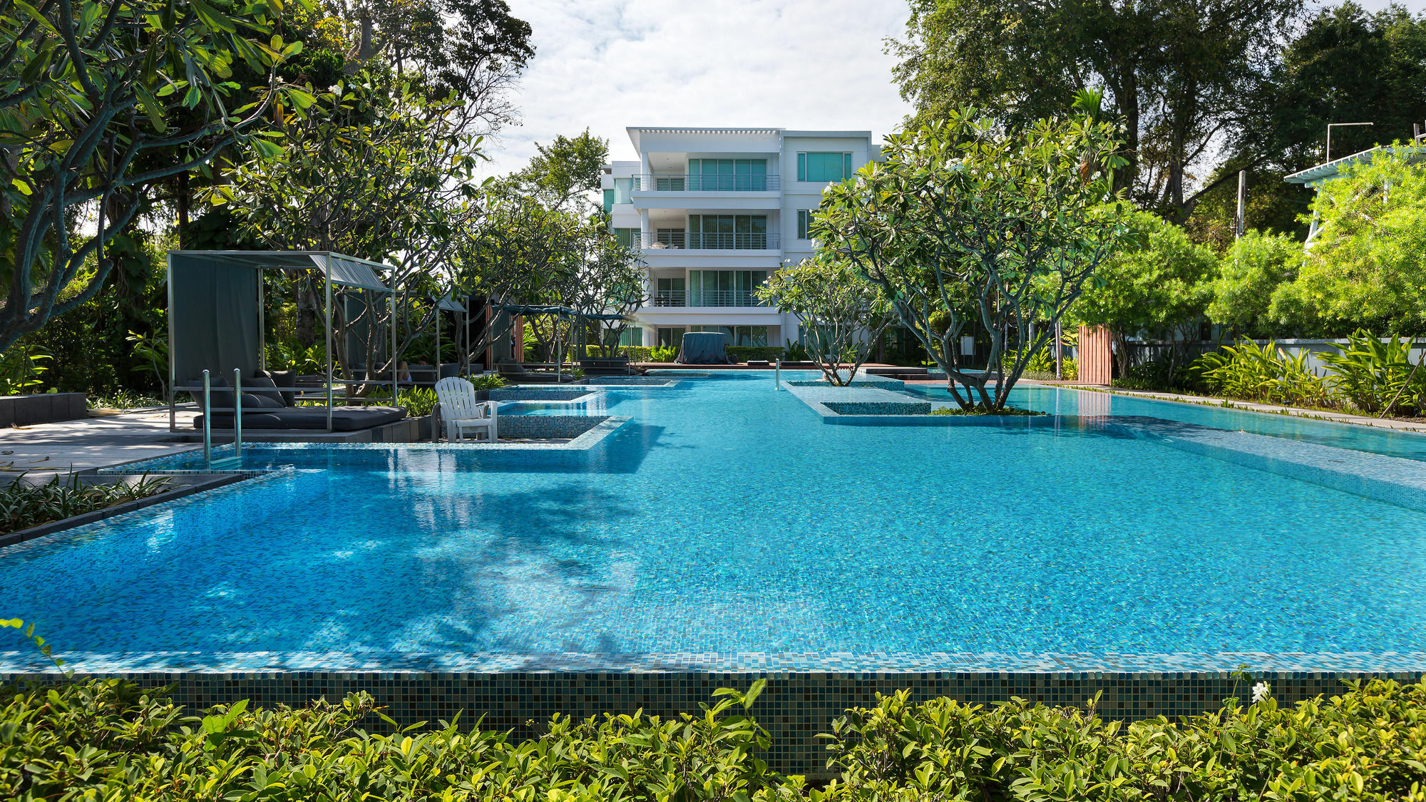 Hotel Baan Sandao Beachfront