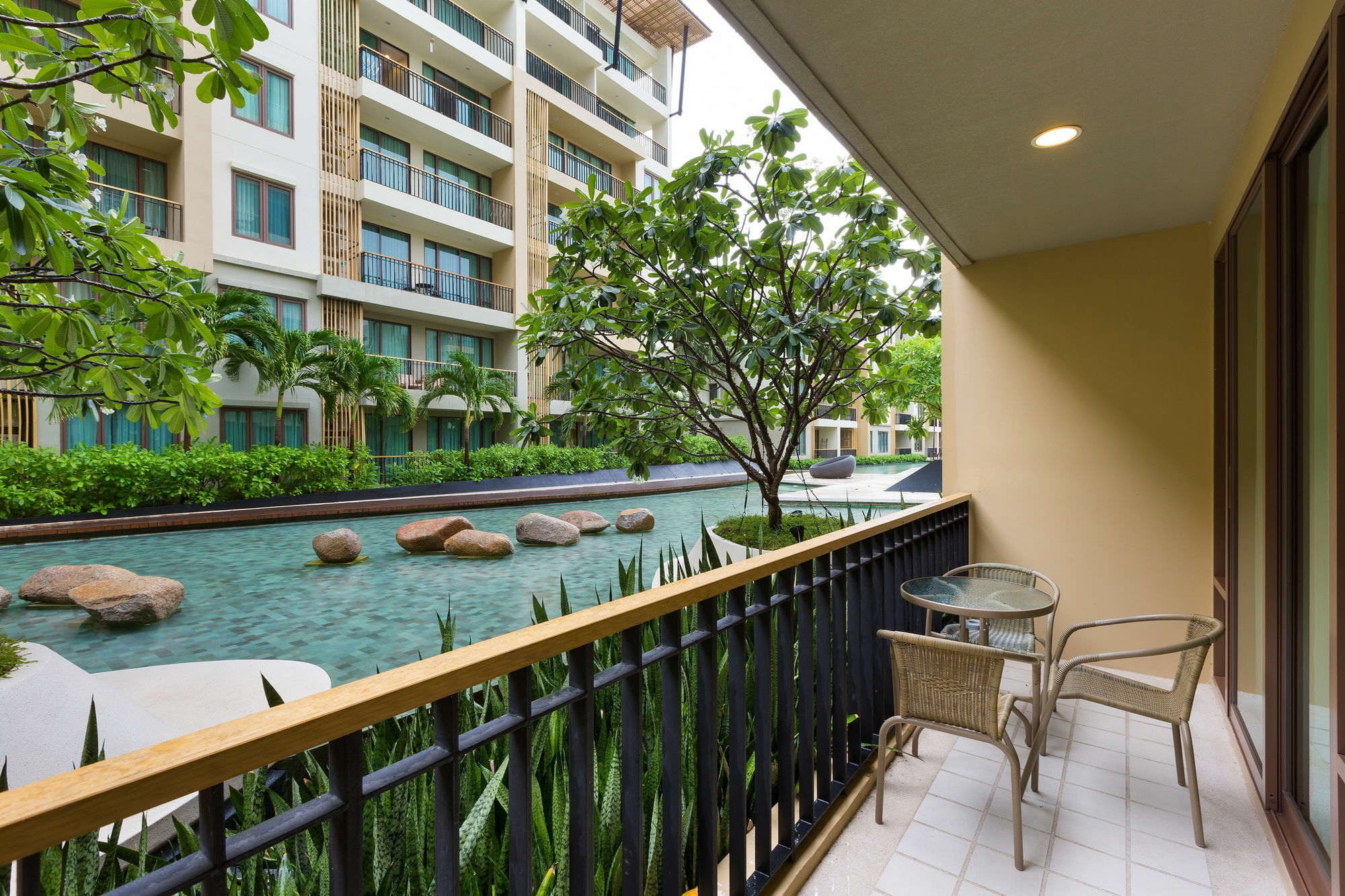 Hotel Baan Sansuk Beachfront 3*