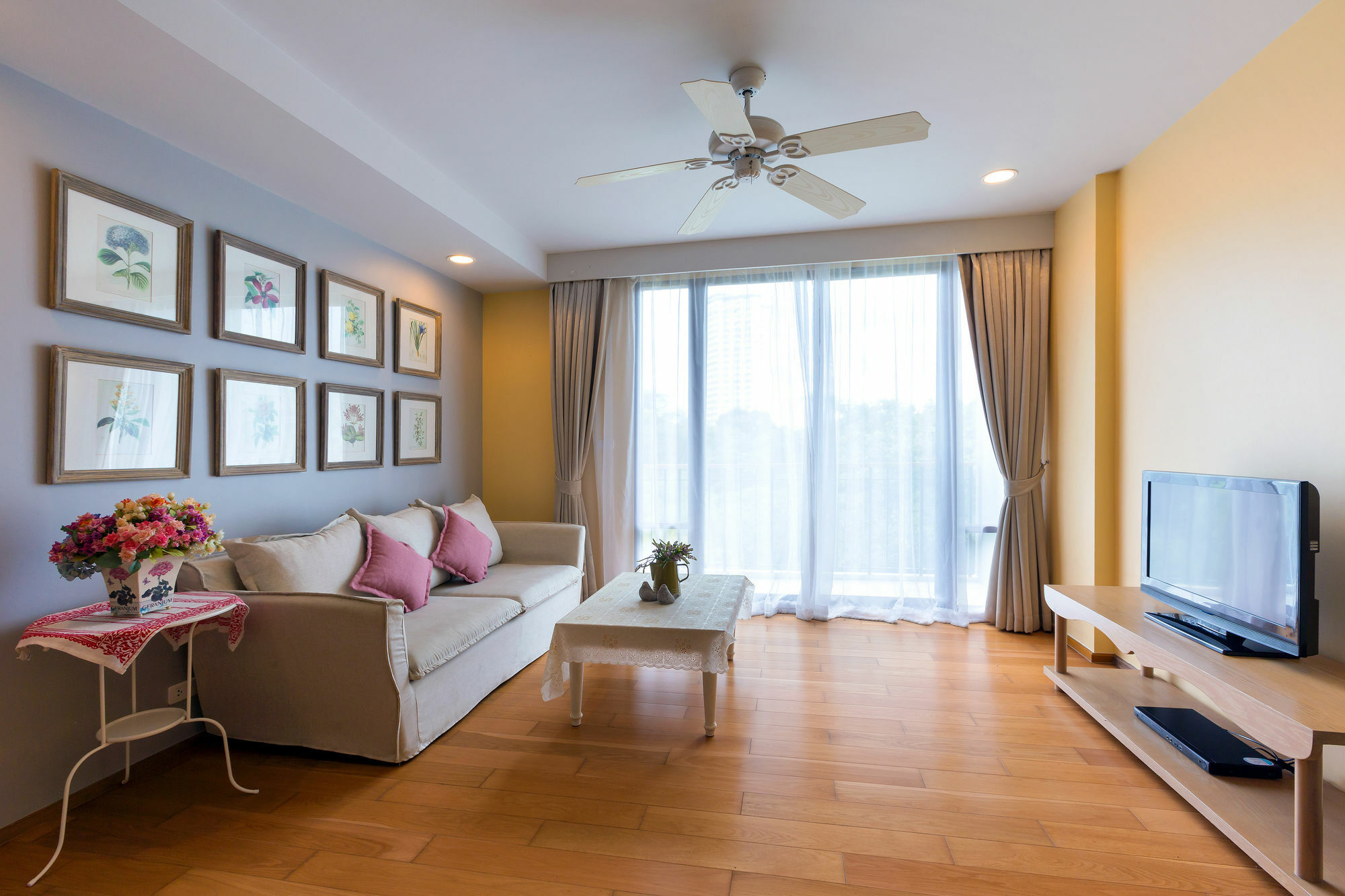 Baan Sansuk Beachfront Hotel Hua Hin