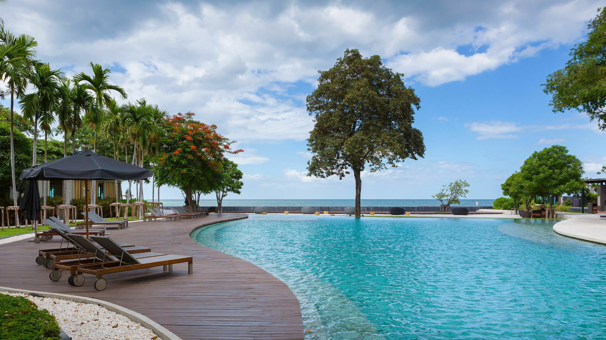 Baan Sansuk Beachfront Hotel Hua Hin