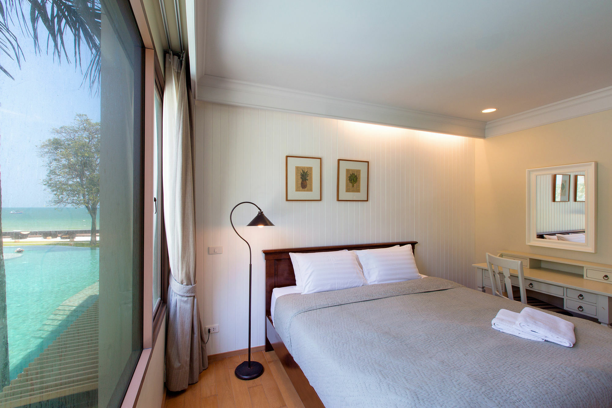 Baan Sansuk Beachfront 3* Hua Hin