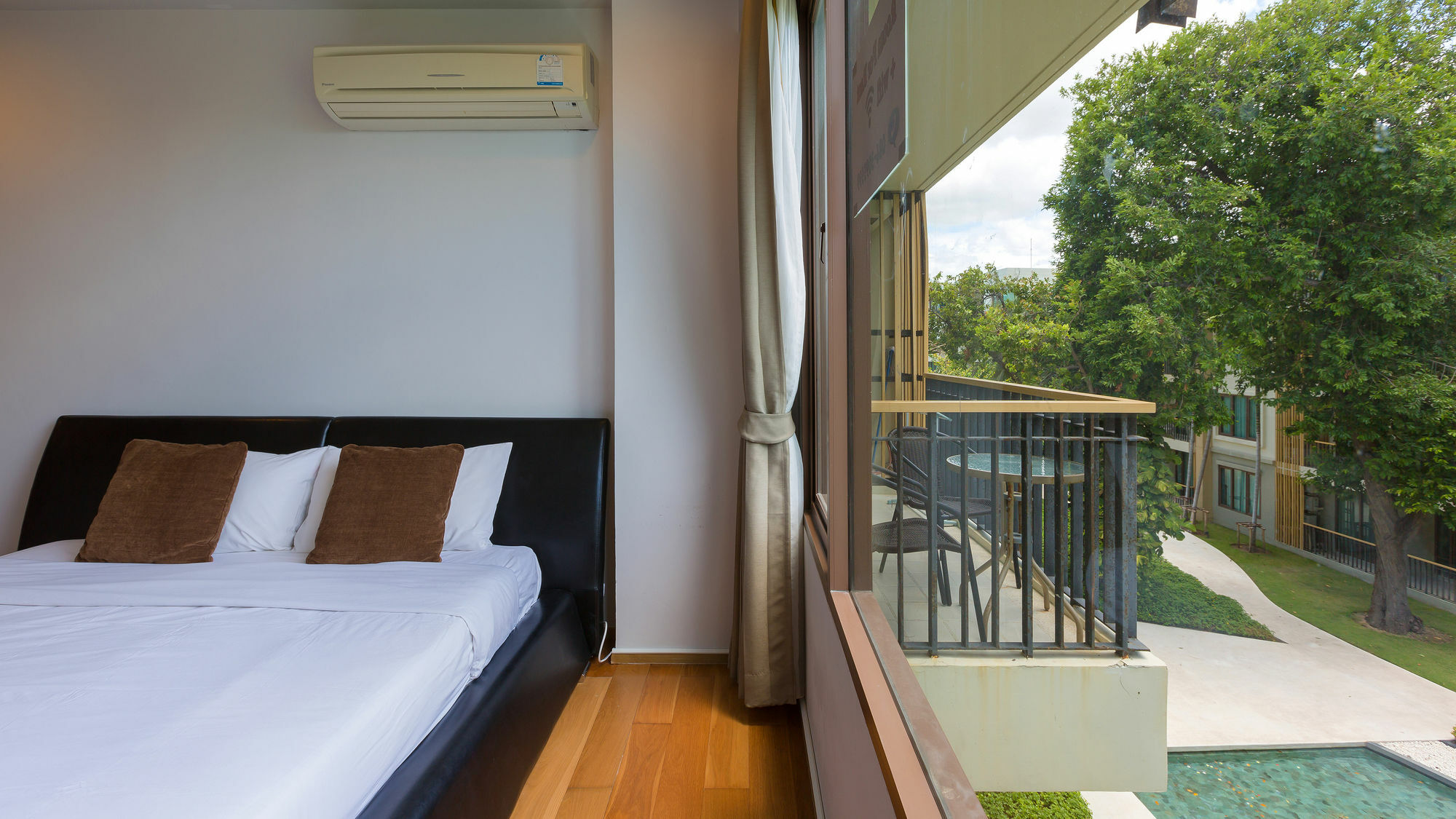 Baan Sansuk Beachfront